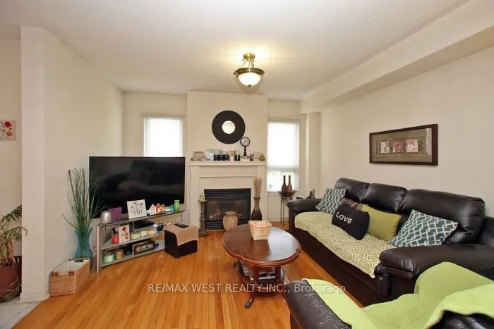 427 Huntington Ridge Drive