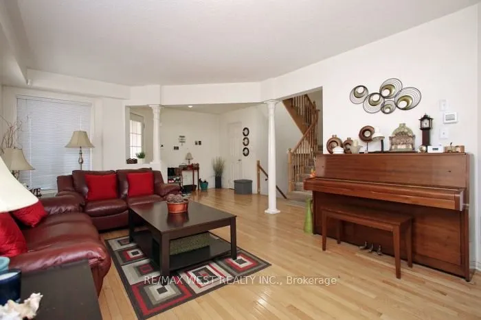 427 Huntington Ridge Drive