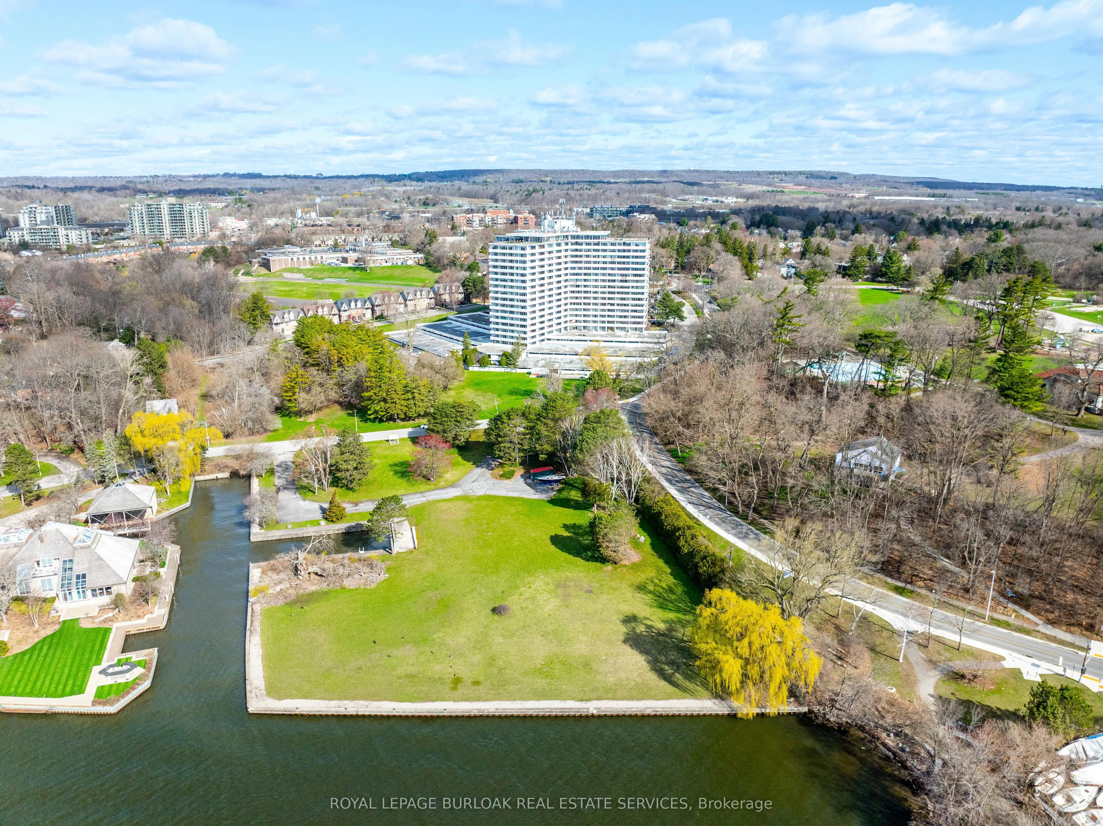 800 Lasalle Park Road