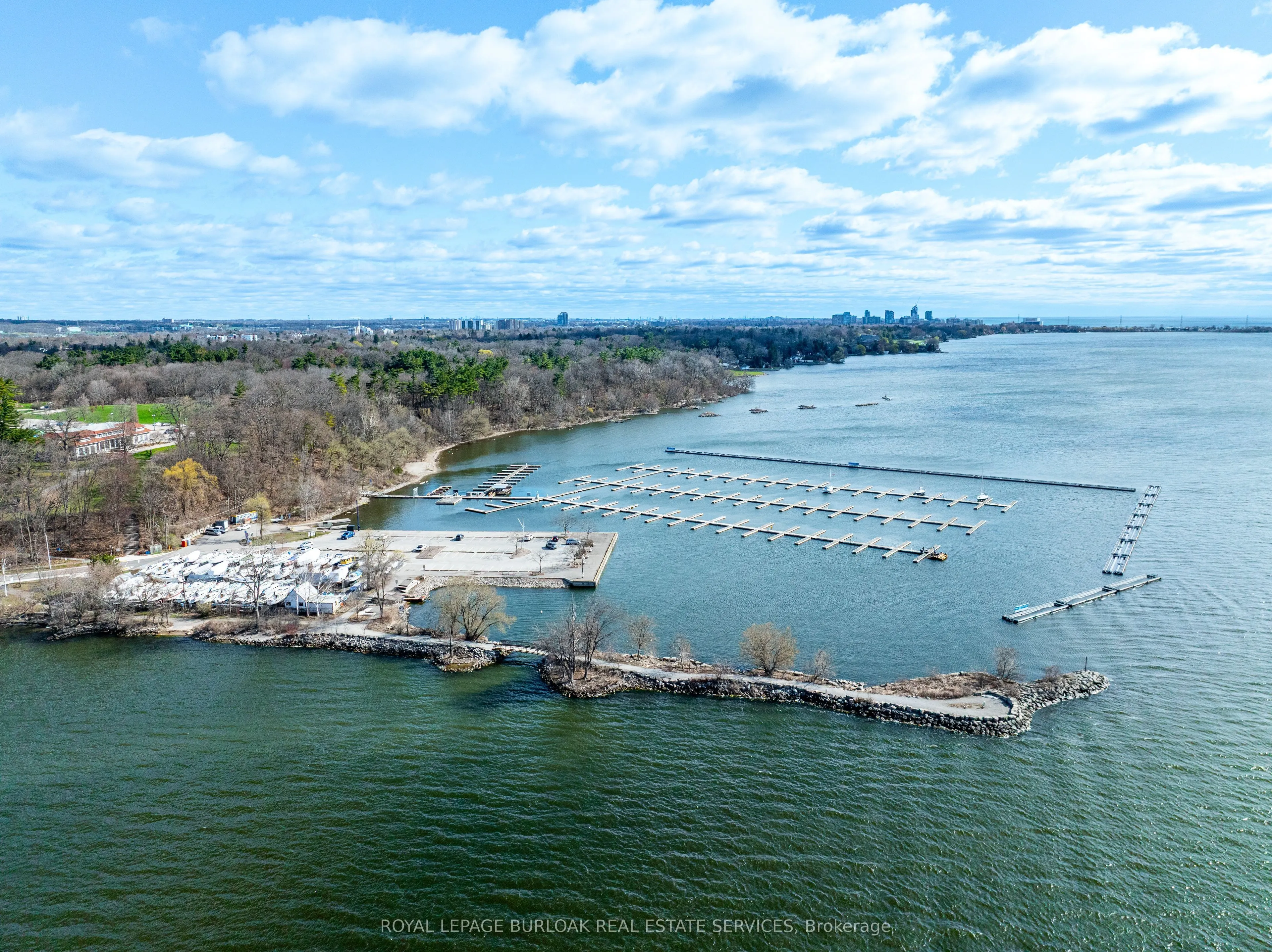 800 Lasalle Park Road