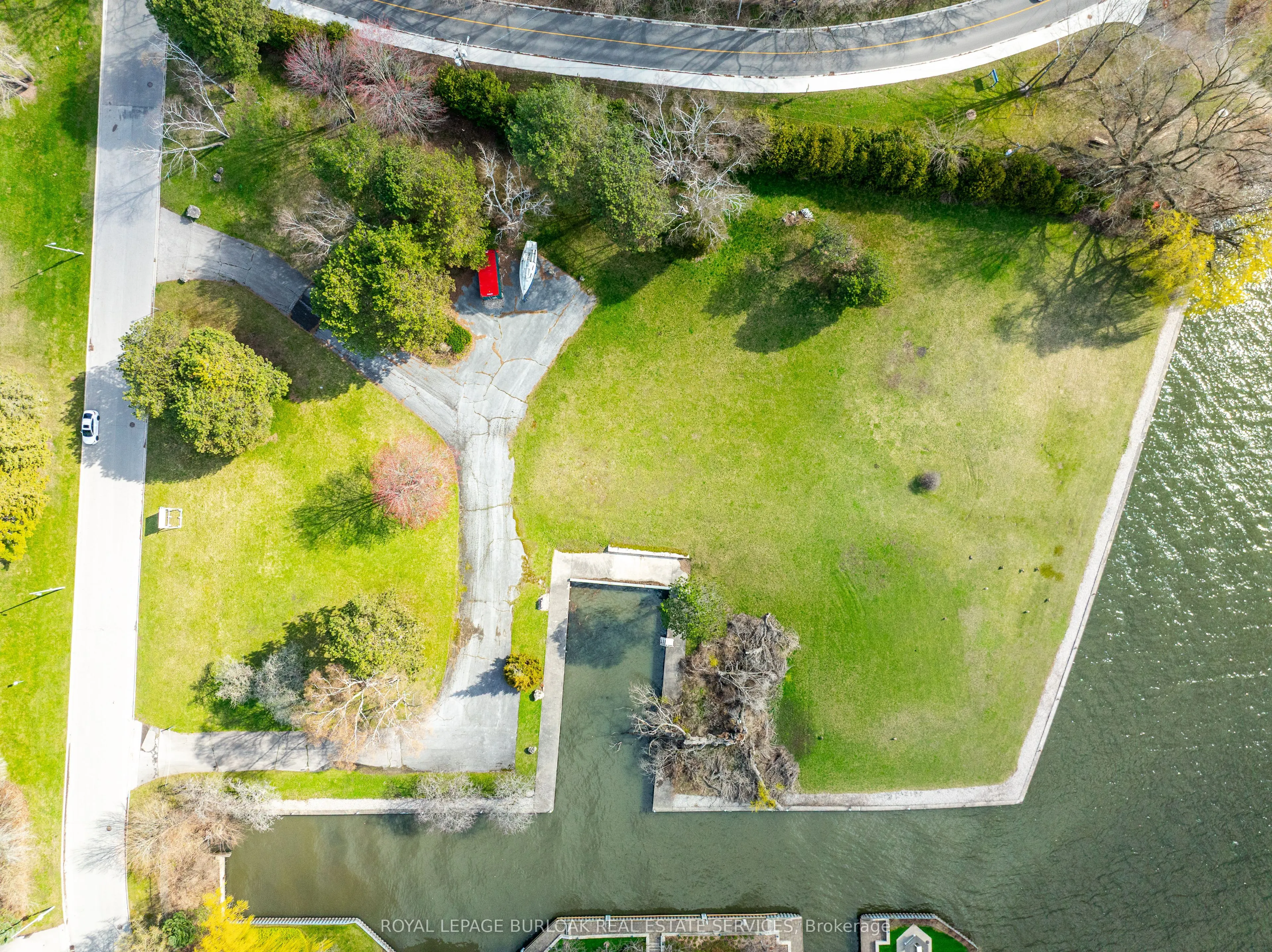 800 Lasalle Park Road