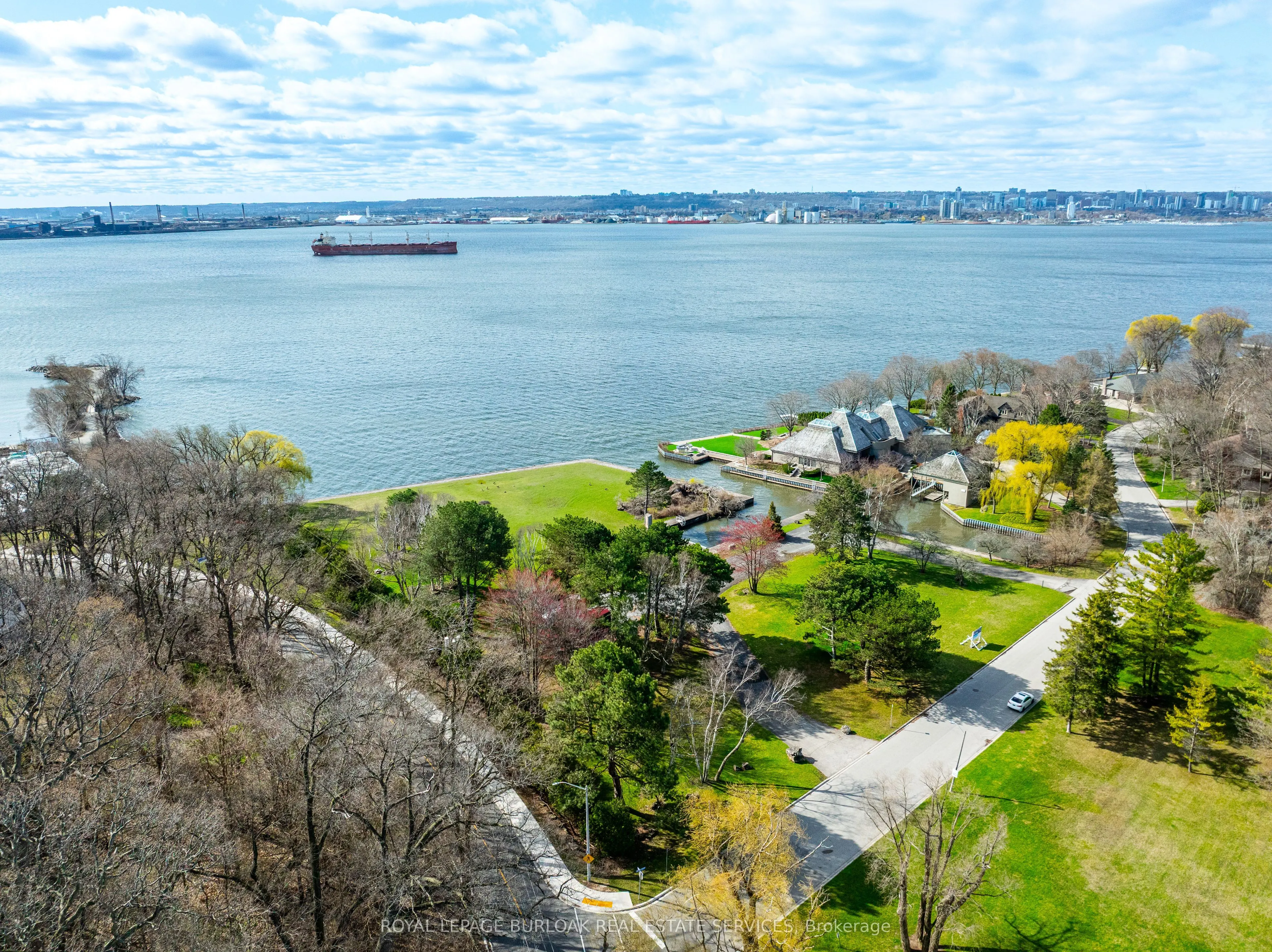 800 Lasalle Park Road