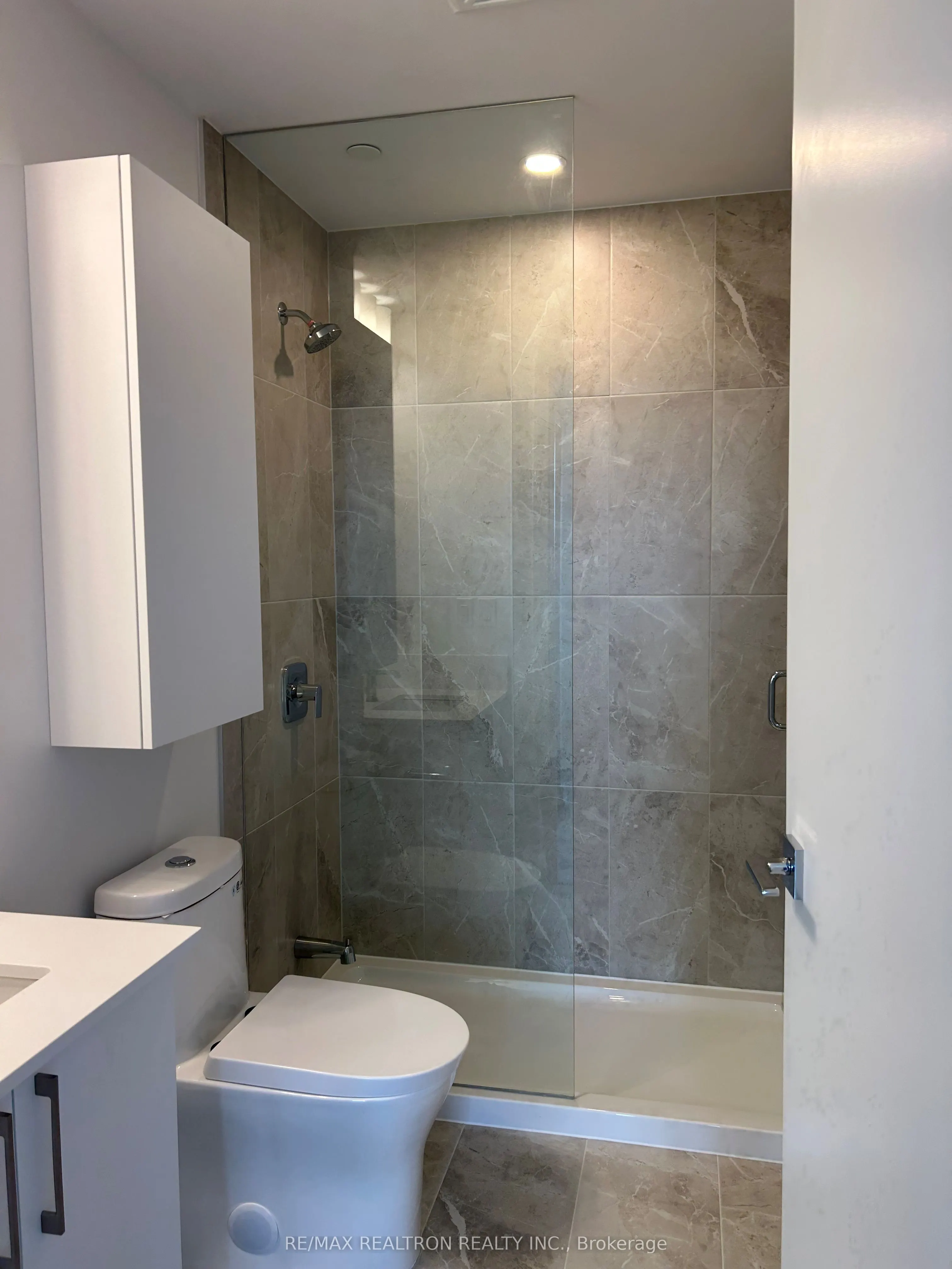 500 Plains Road E, #414