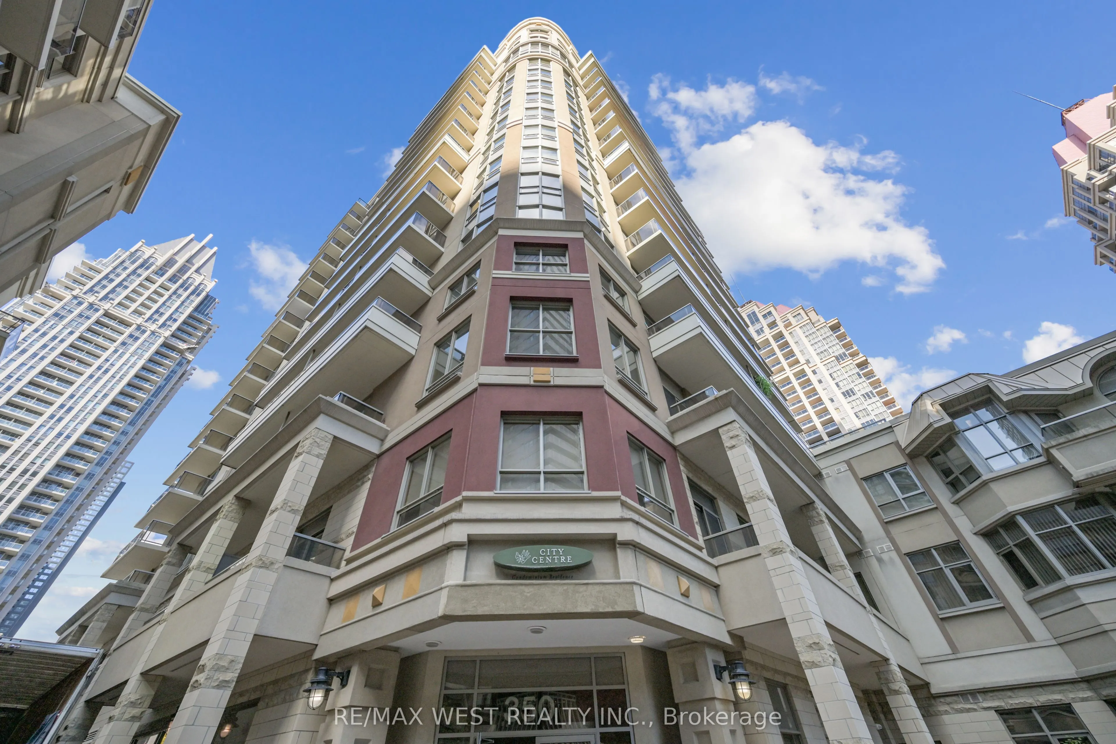 350 Princess Royal Drive, #805