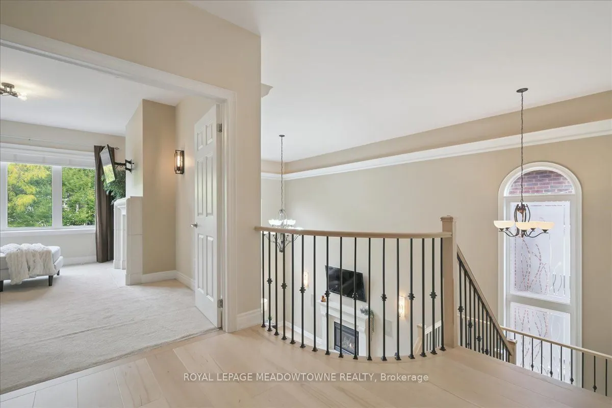 1468 Ferncrest Road