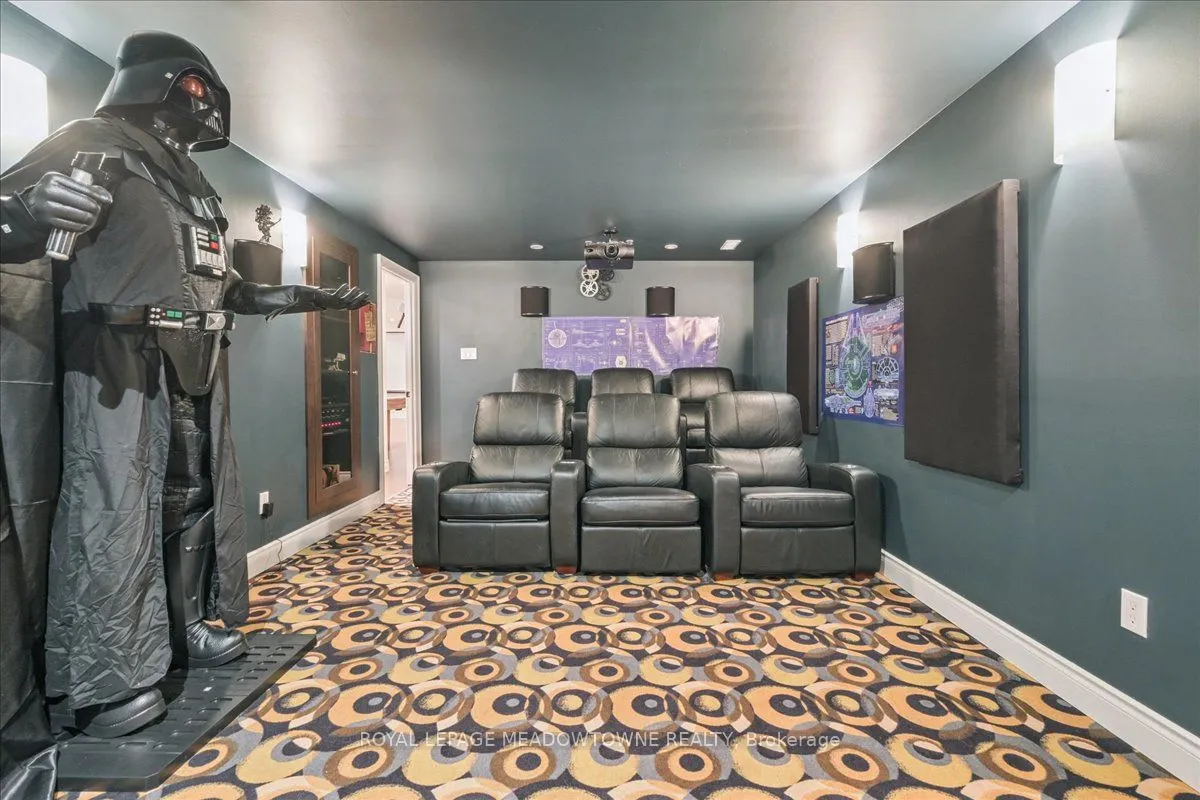 1468 Ferncrest Road
