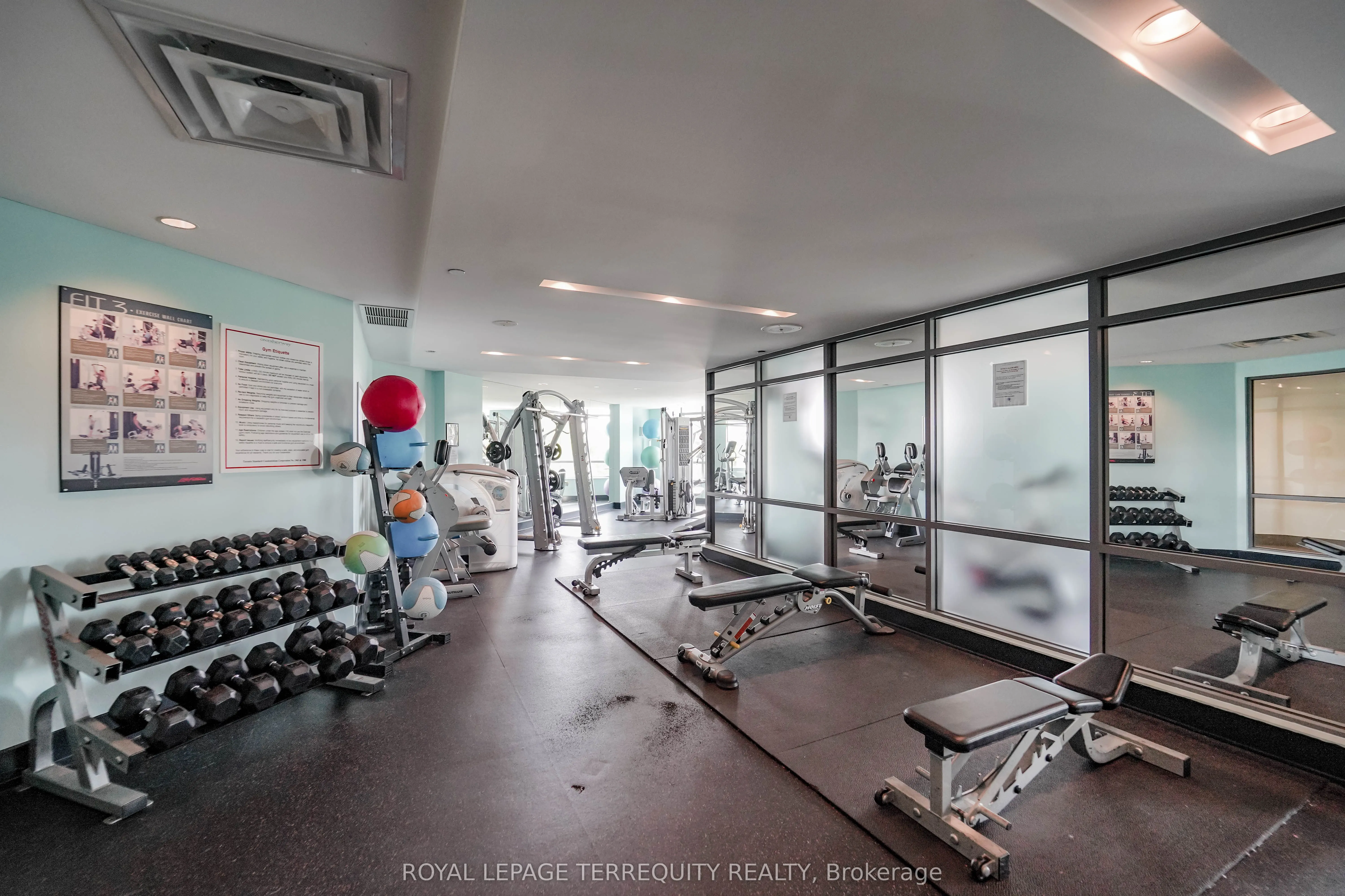 235 Sherway Gardens Road, #2209