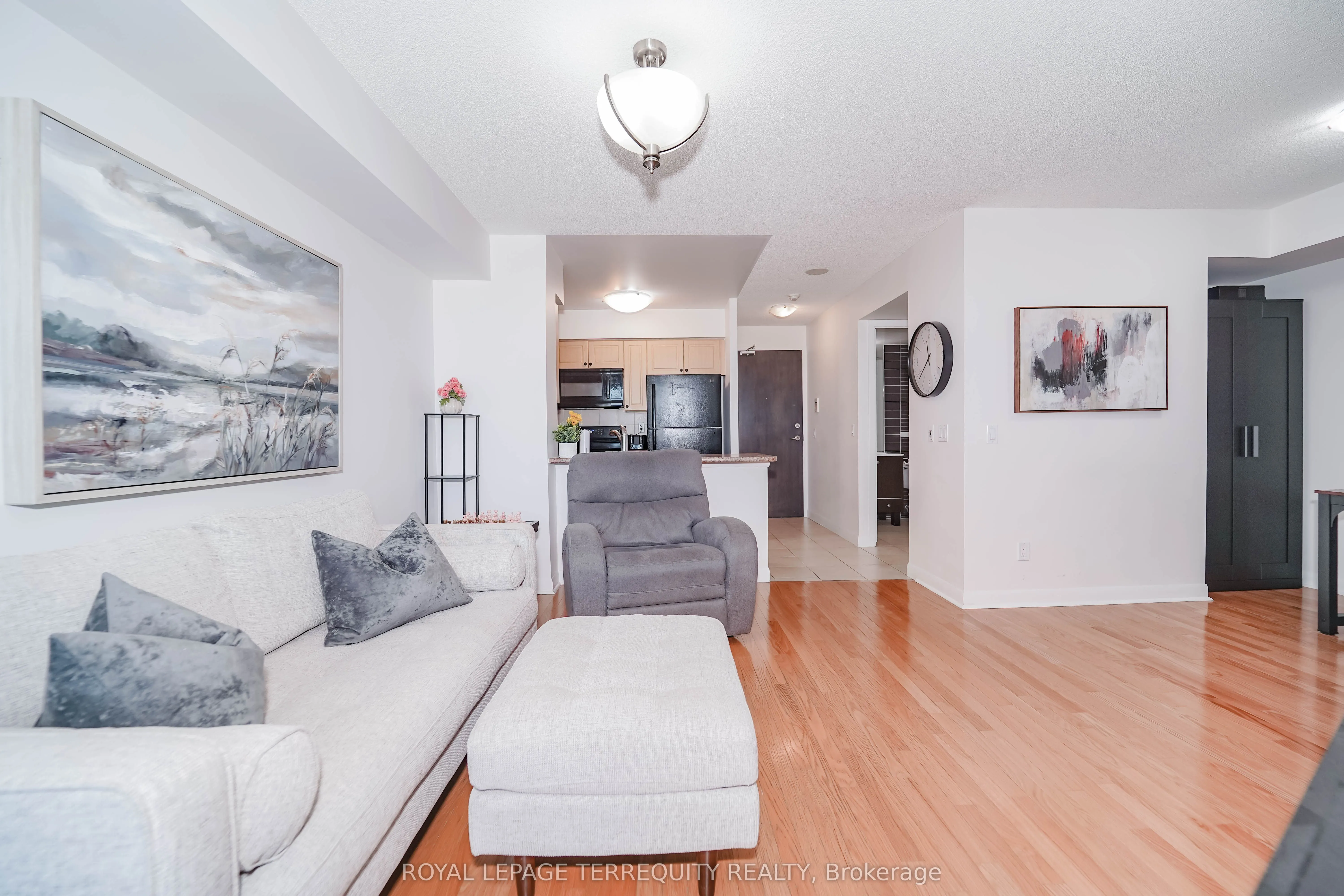 235 Sherway Gardens Road, #2209