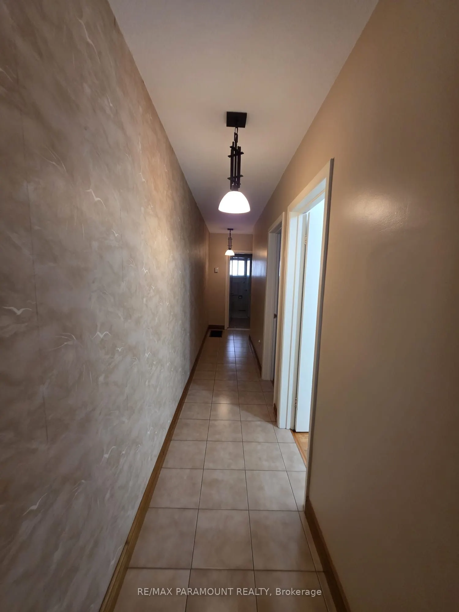 1674 St Clair Avenue W