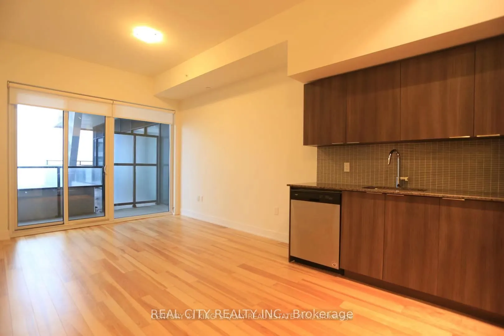 30 Shore Breeze Drive, #1117