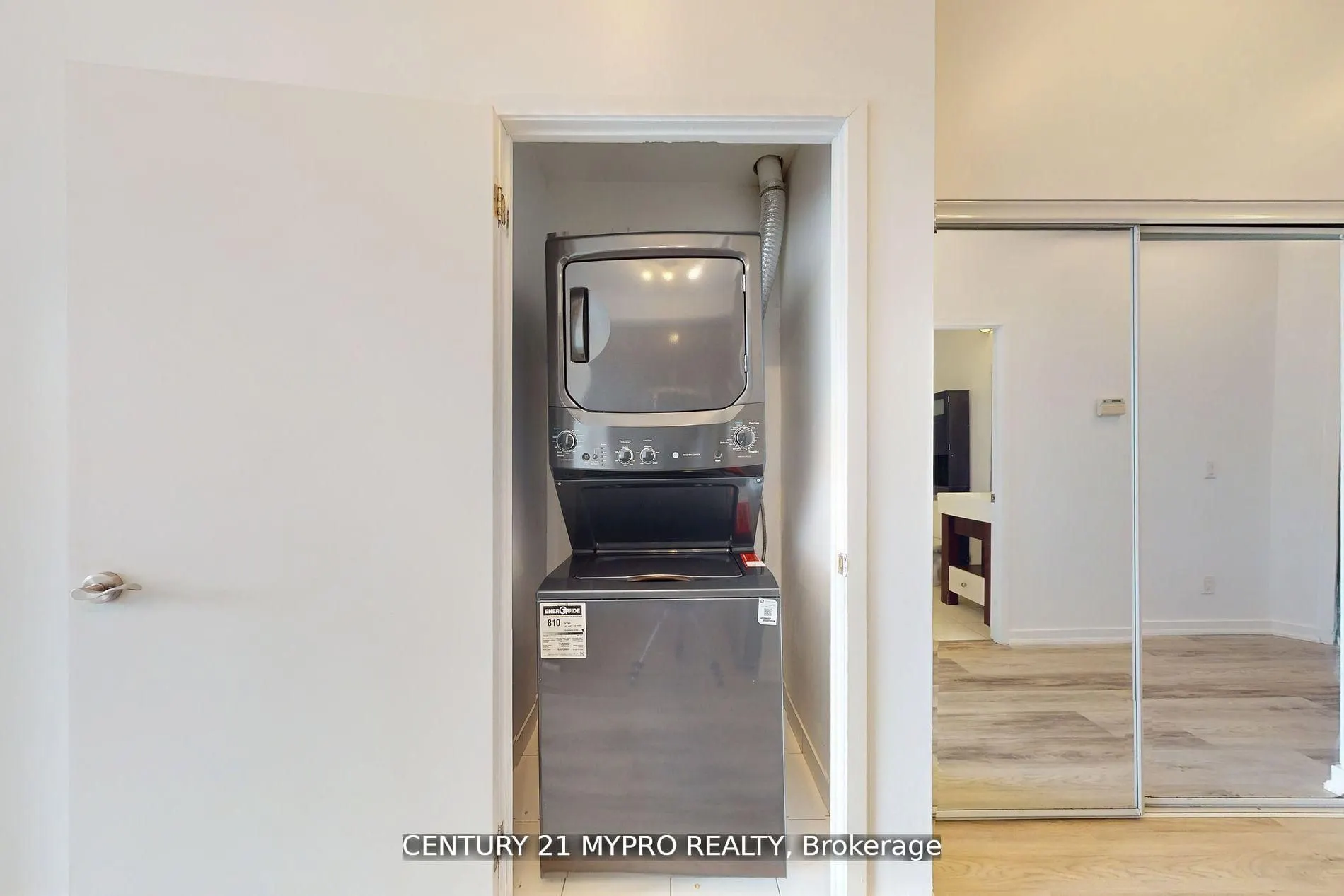 840 Queen's Plate Drive, #1003