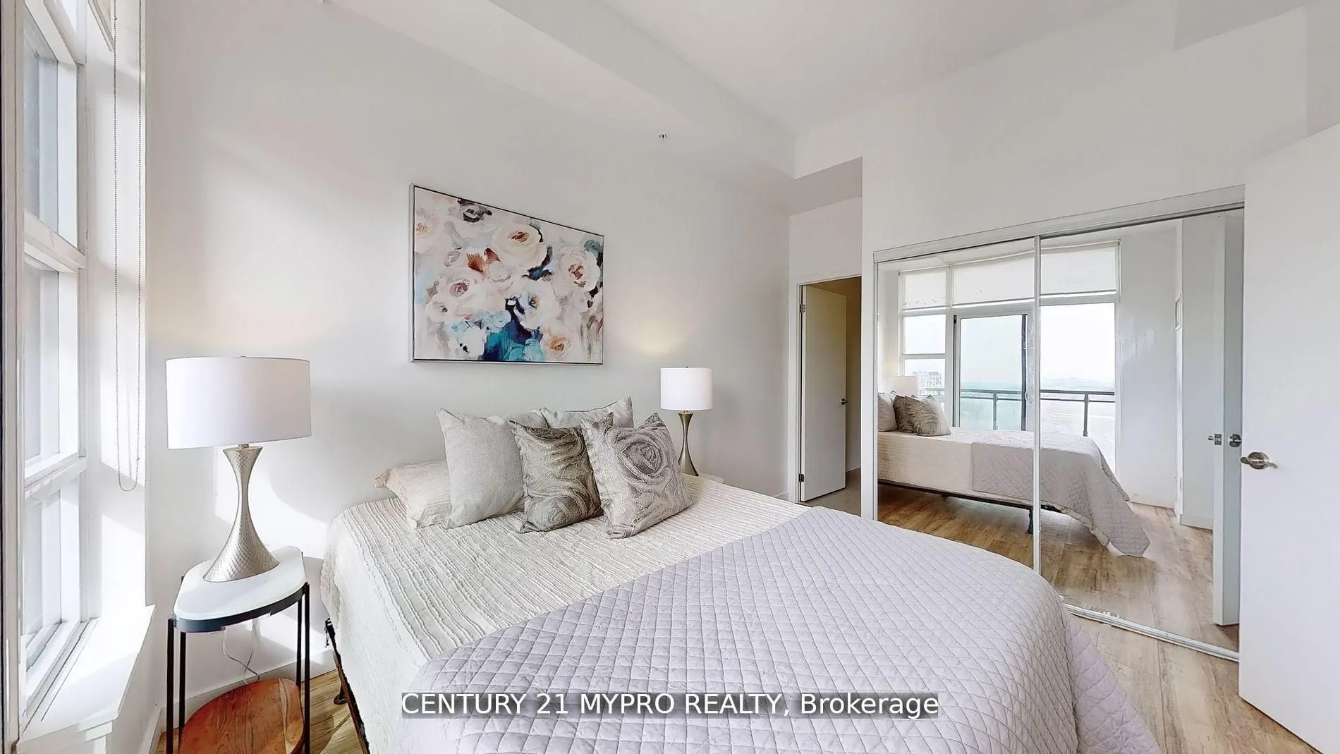 840 Queen's Plate Drive, #1003