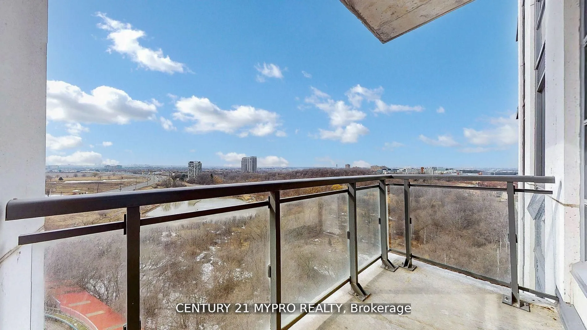 840 Queen's Plate Drive, #1003