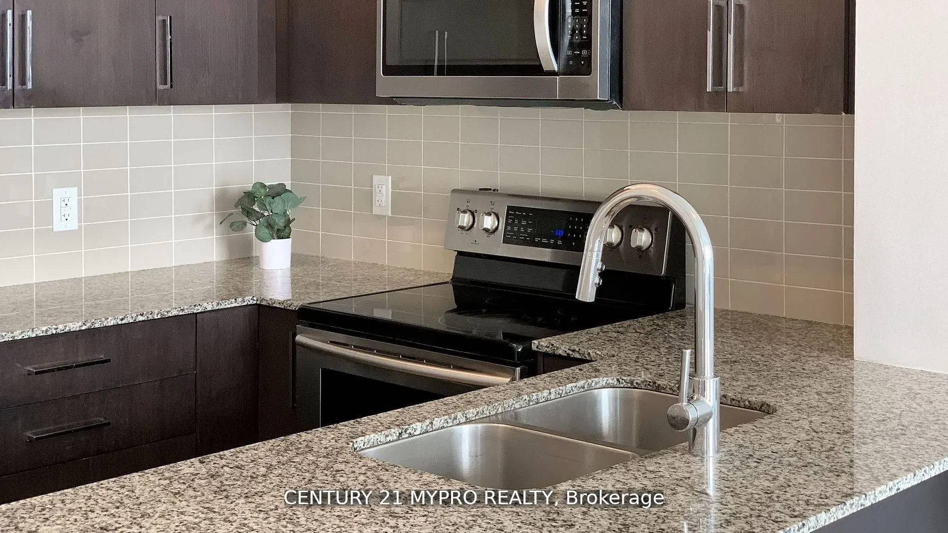 840 Queen's Plate Drive, #1003