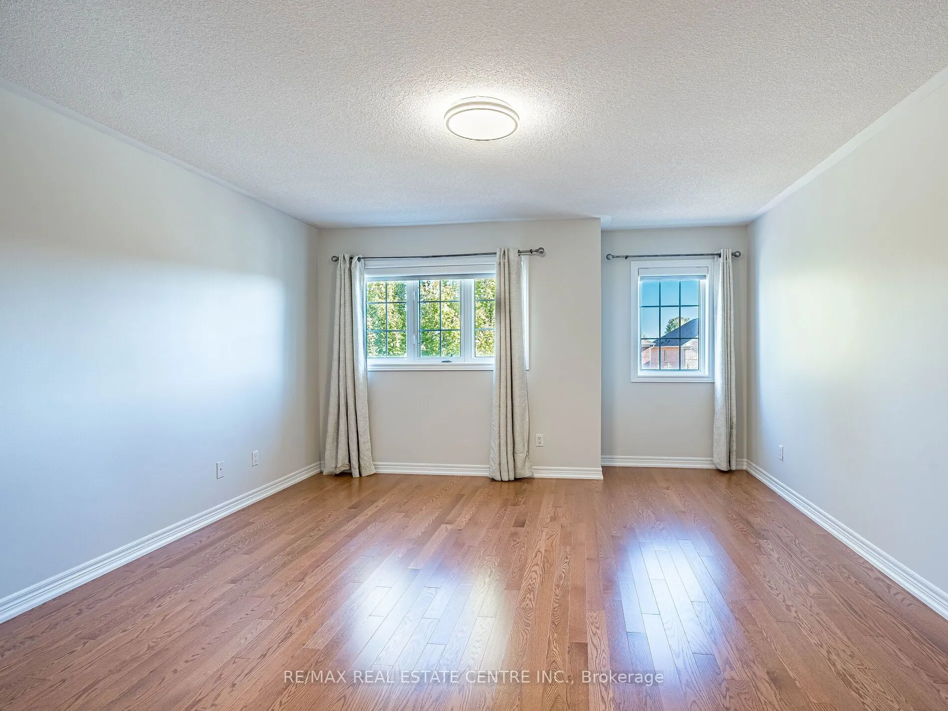 1581 Portsmouth Place