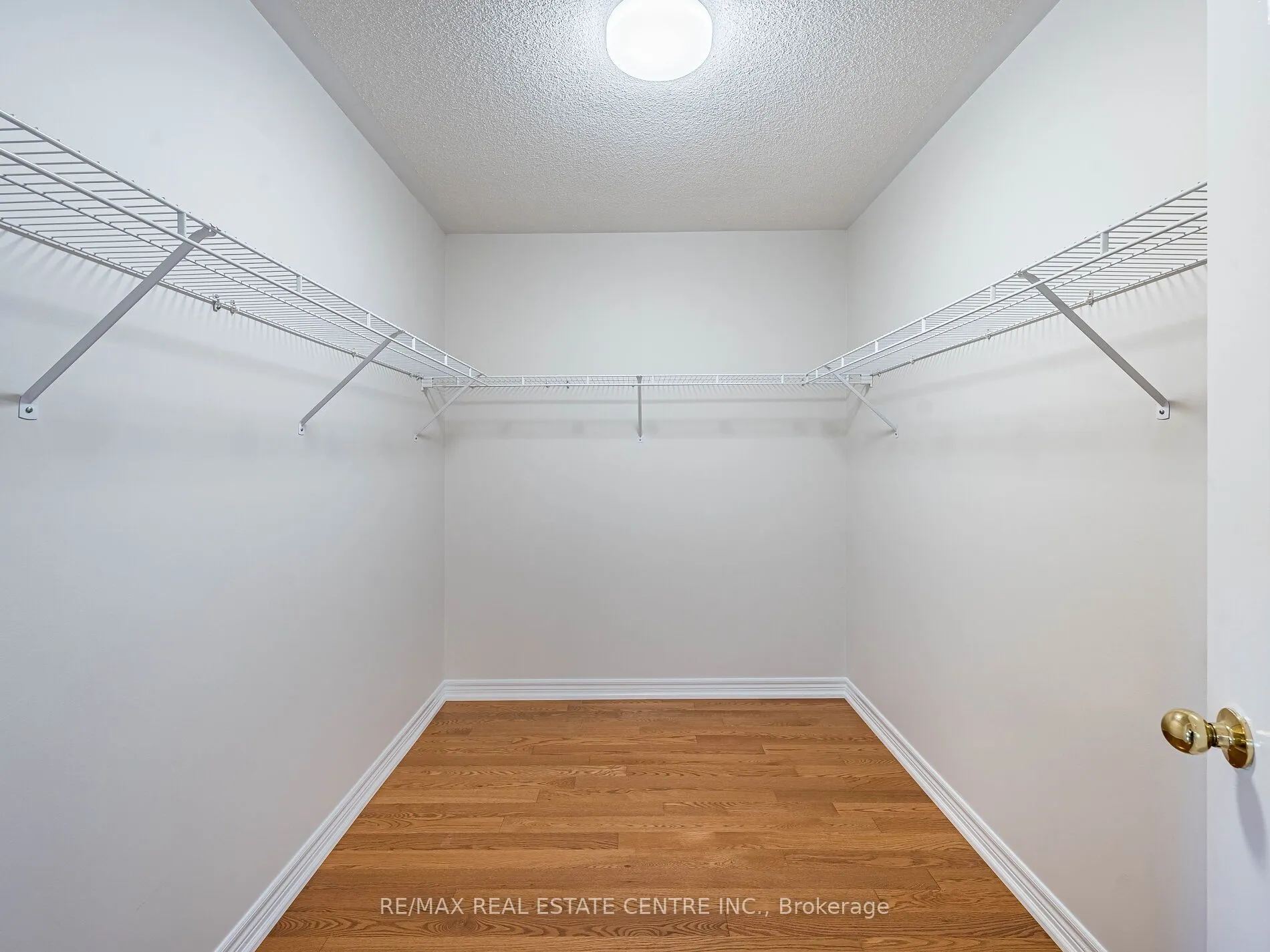 1581 Portsmouth Place