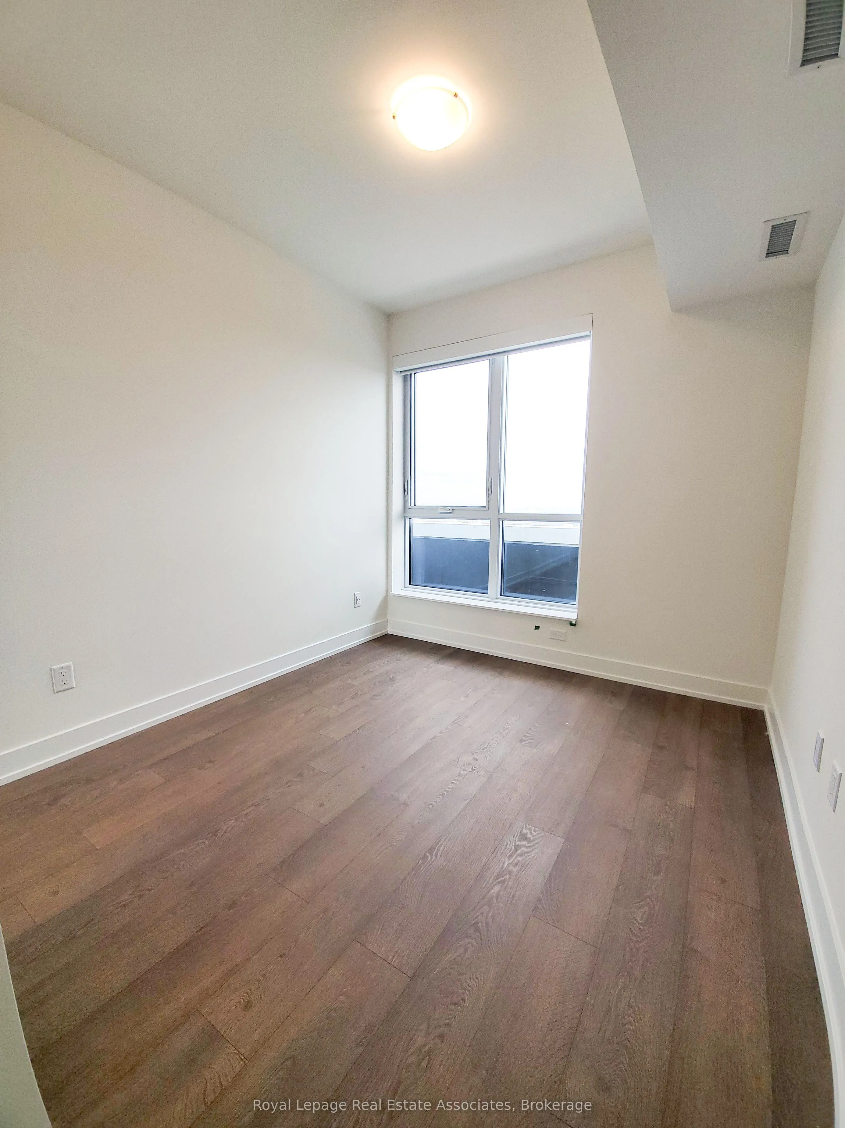 5 Mabelle Avenue, #3636