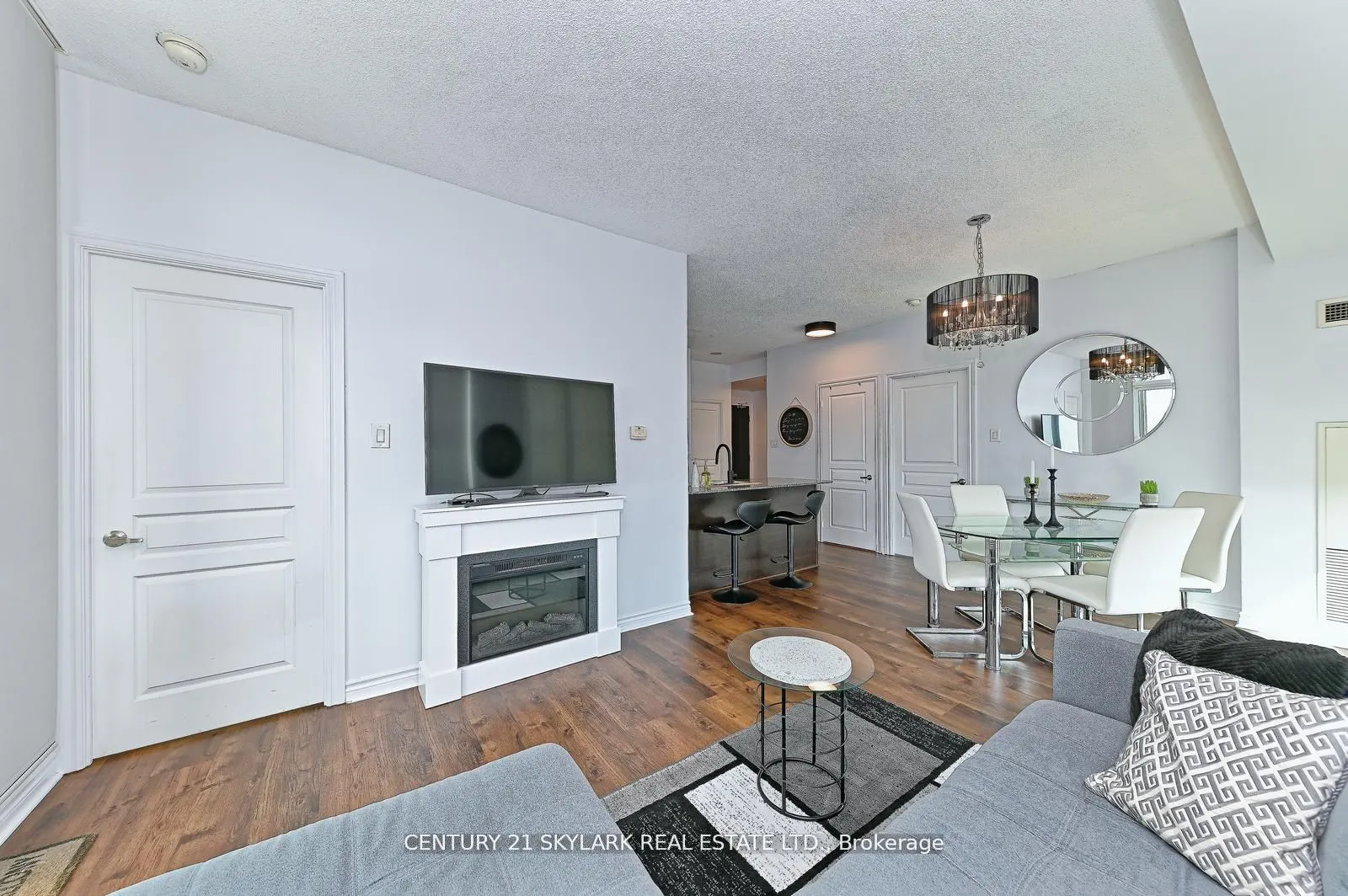 3525 kariya Drive, #2902