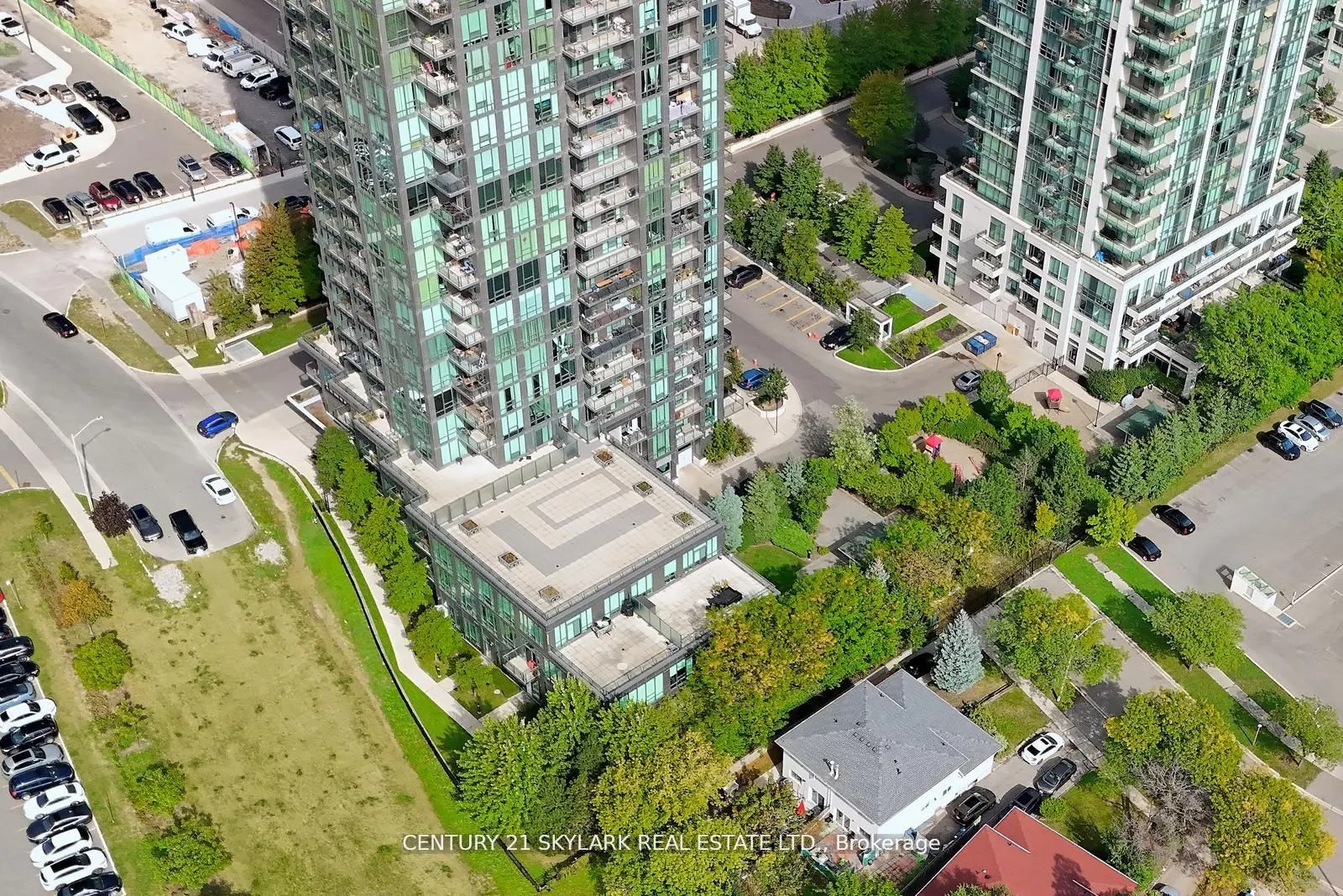 3525 kariya Drive, #2902