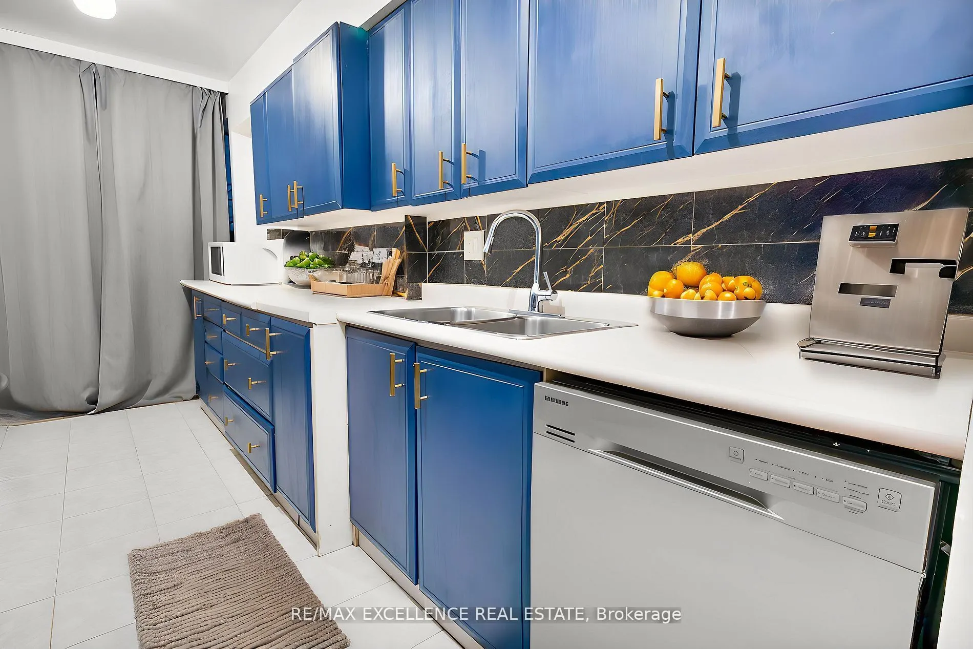 370 Dixon Road, #2116