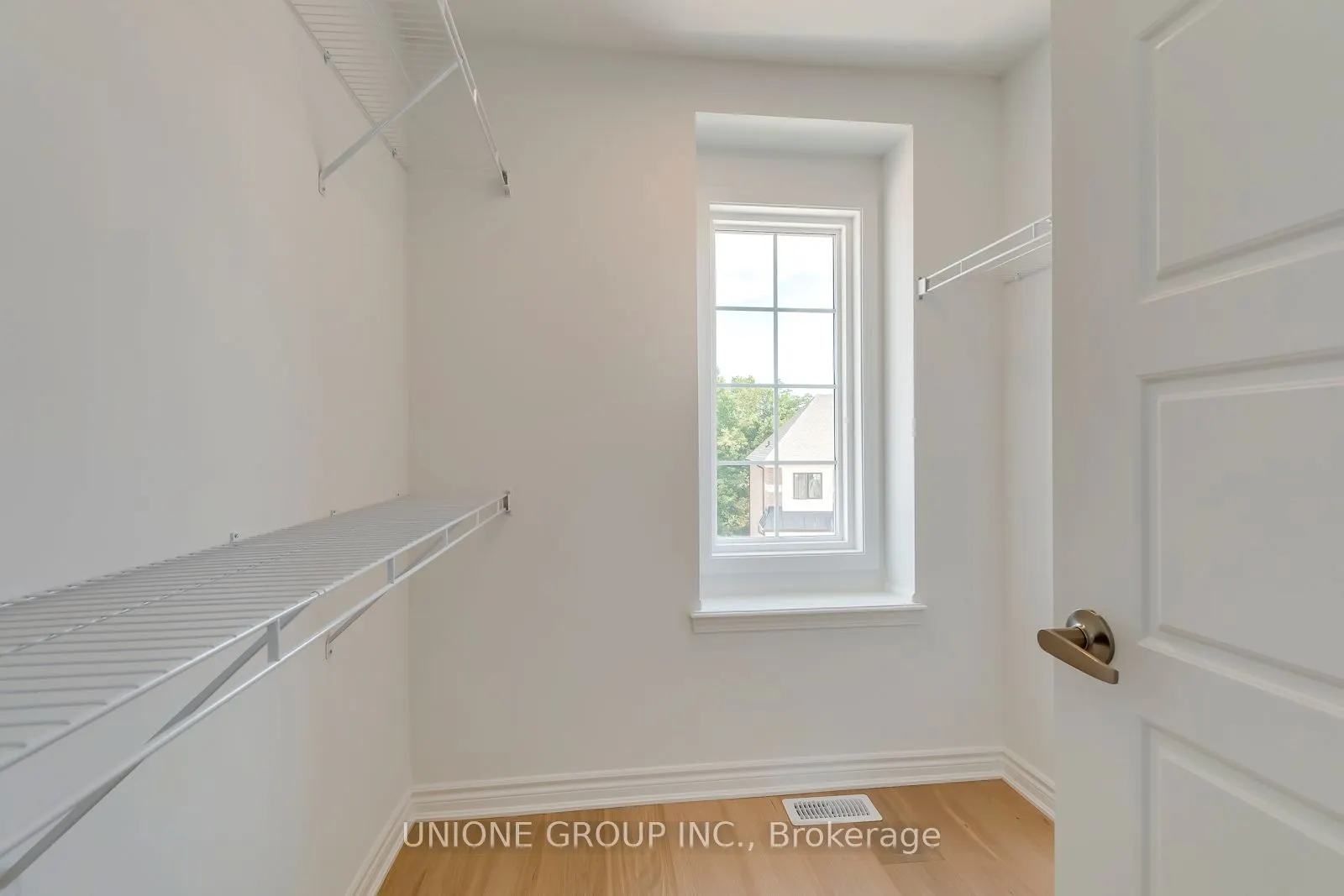 1305 Courtleigh Trail