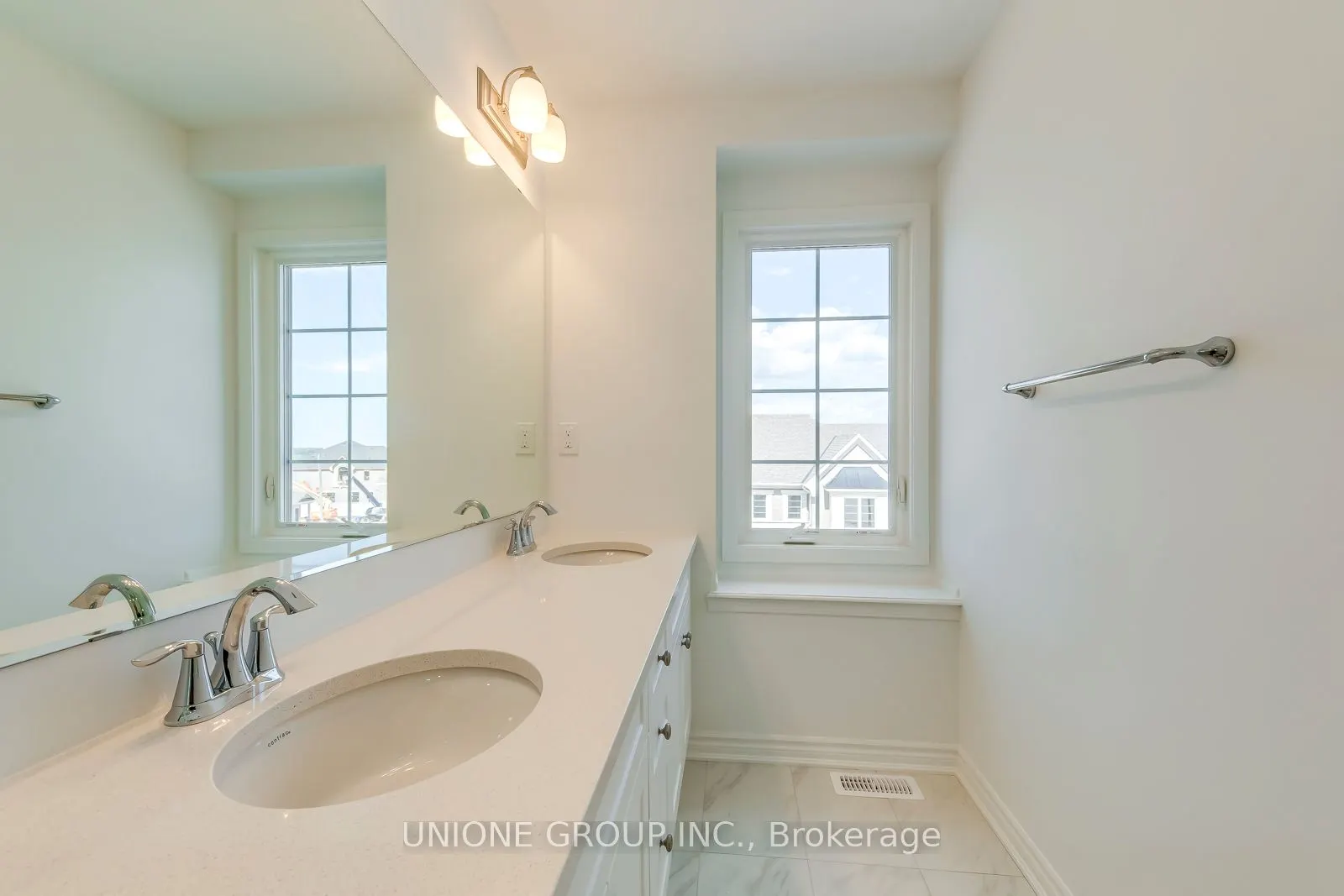 1305 Courtleigh Trail