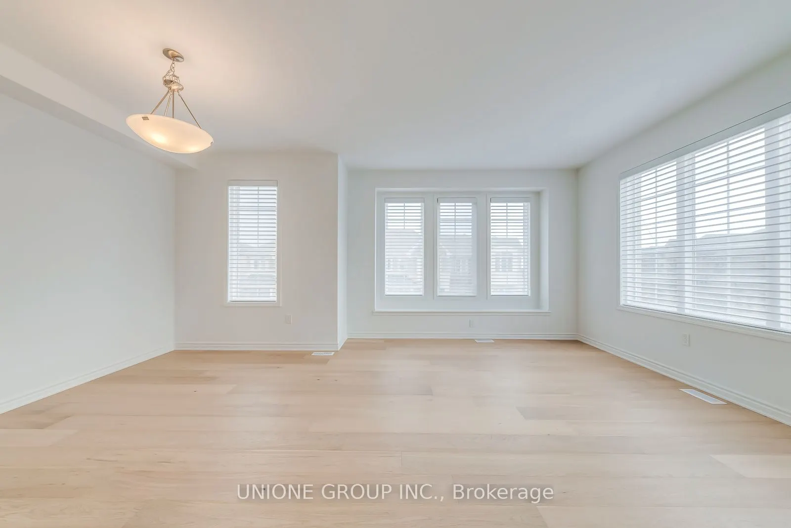 1305 Courtleigh Trail