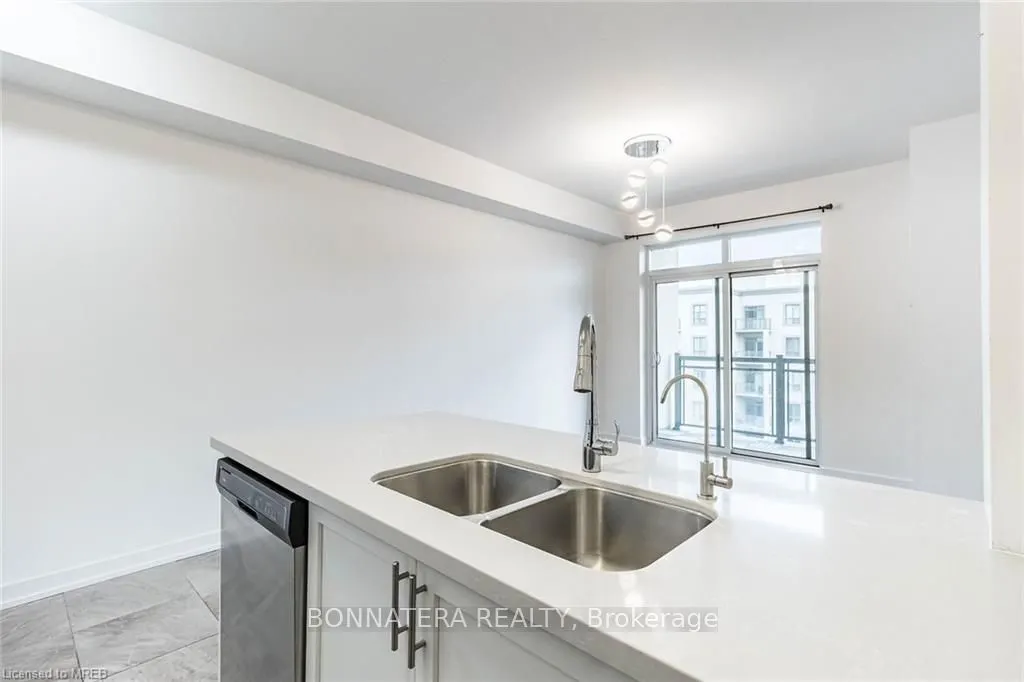 2486 Old Bronte Road, #724