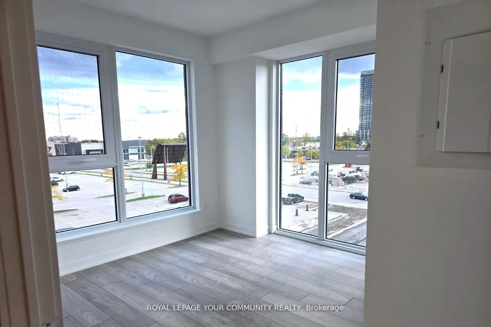 1007 The Queensway, #528