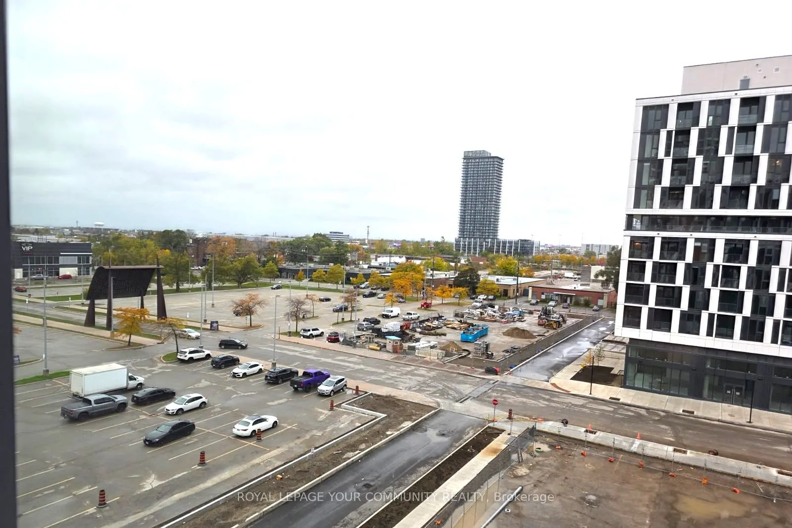 1007 The Queensway, #528