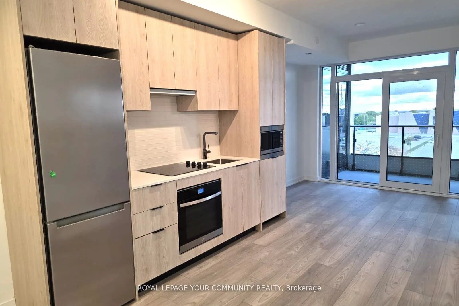 1007 The Queensway, #528