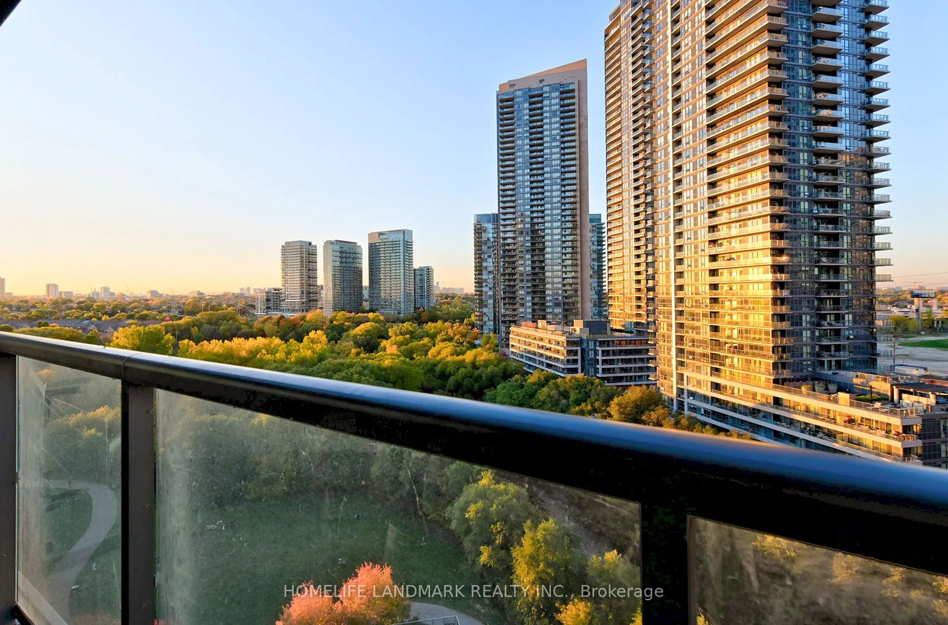 2230 Lakeshore Boulevard W, #1206