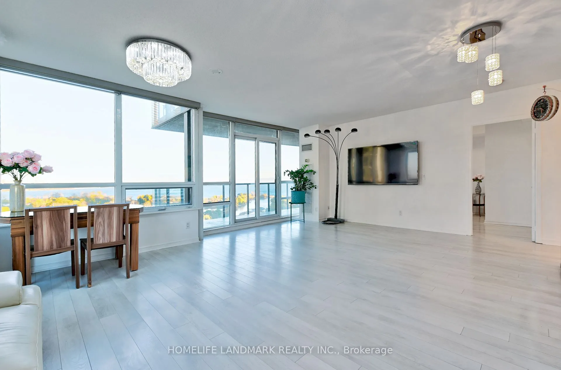 2230 Lakeshore Boulevard W, #1206