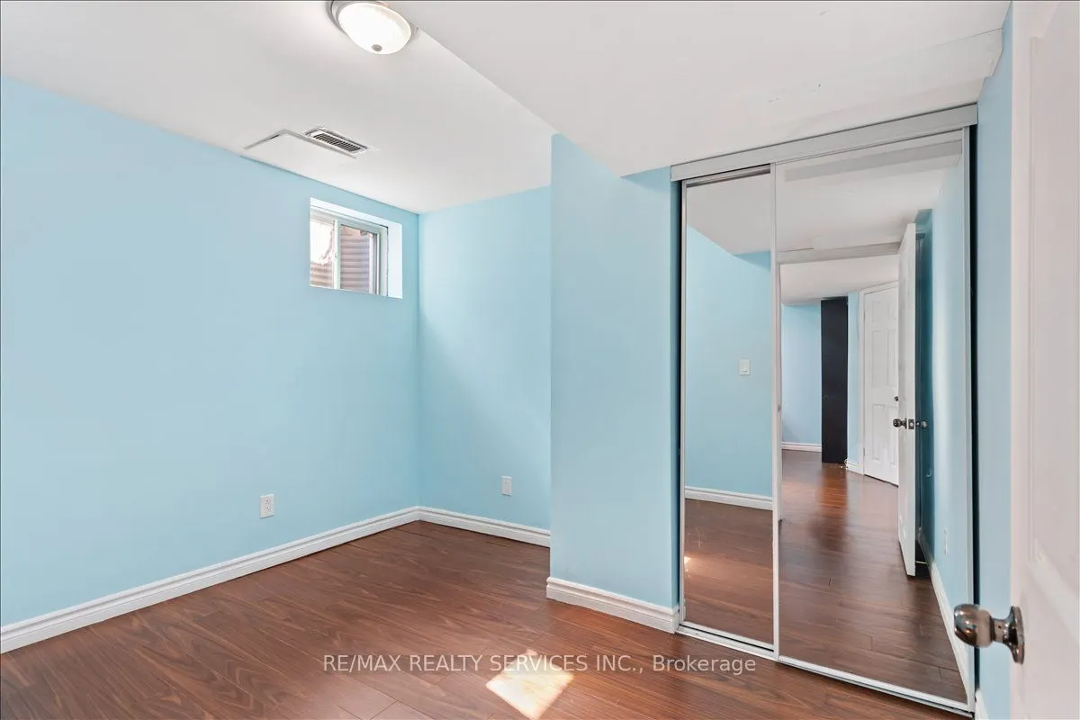 524 Attenborough Terrace N, #Bsmt