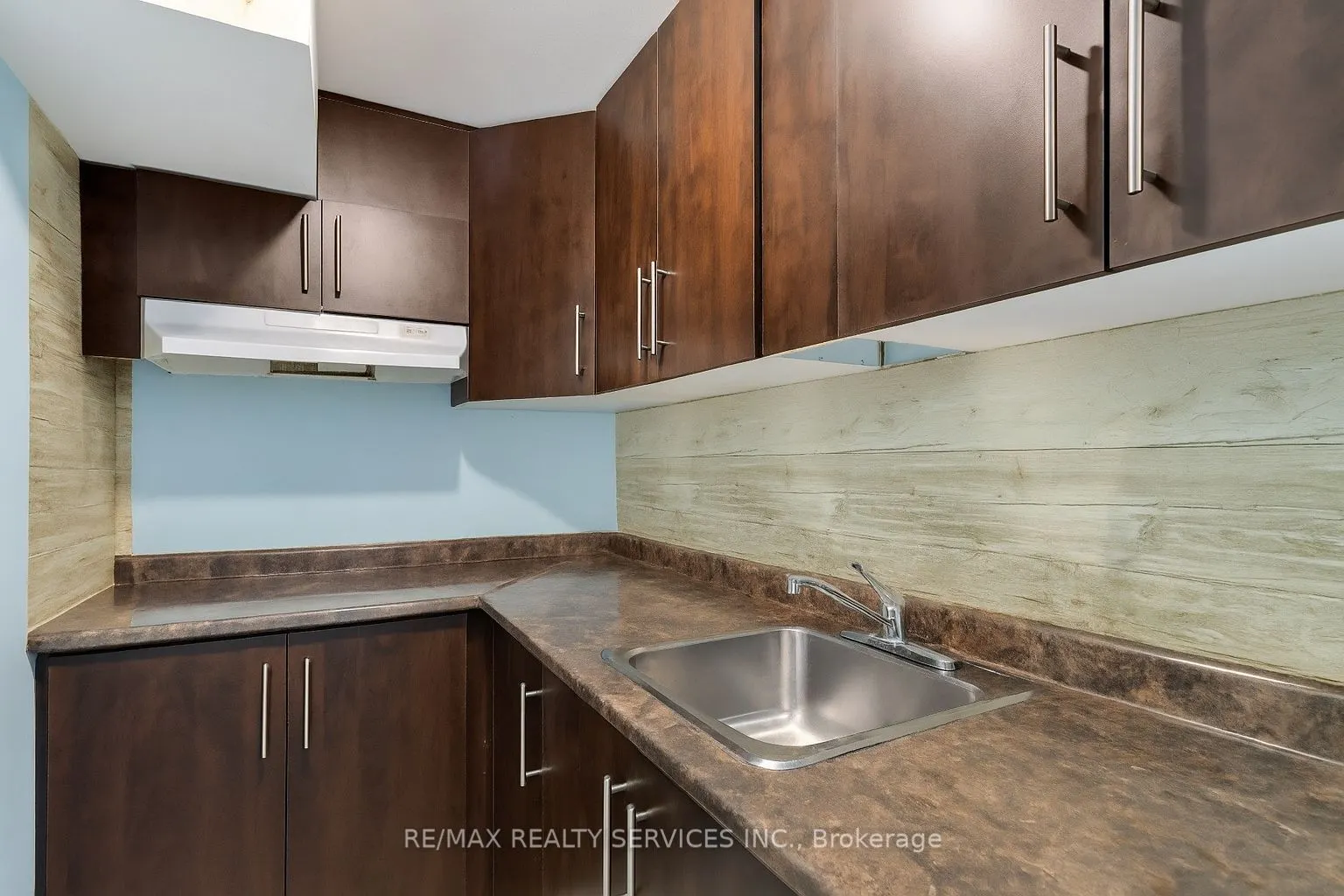 524 Attenborough Terrace N, #Bsmt