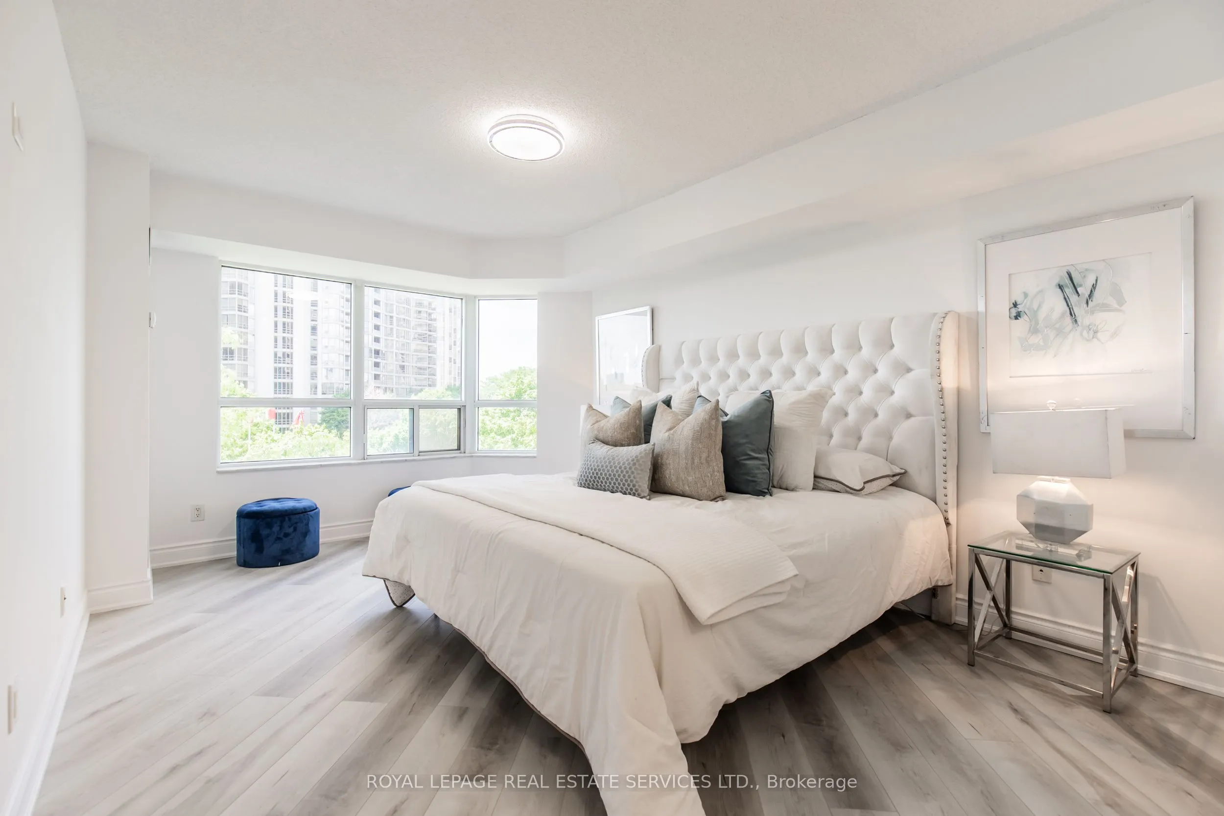 25 Kingsbridge Garden Circle, #418