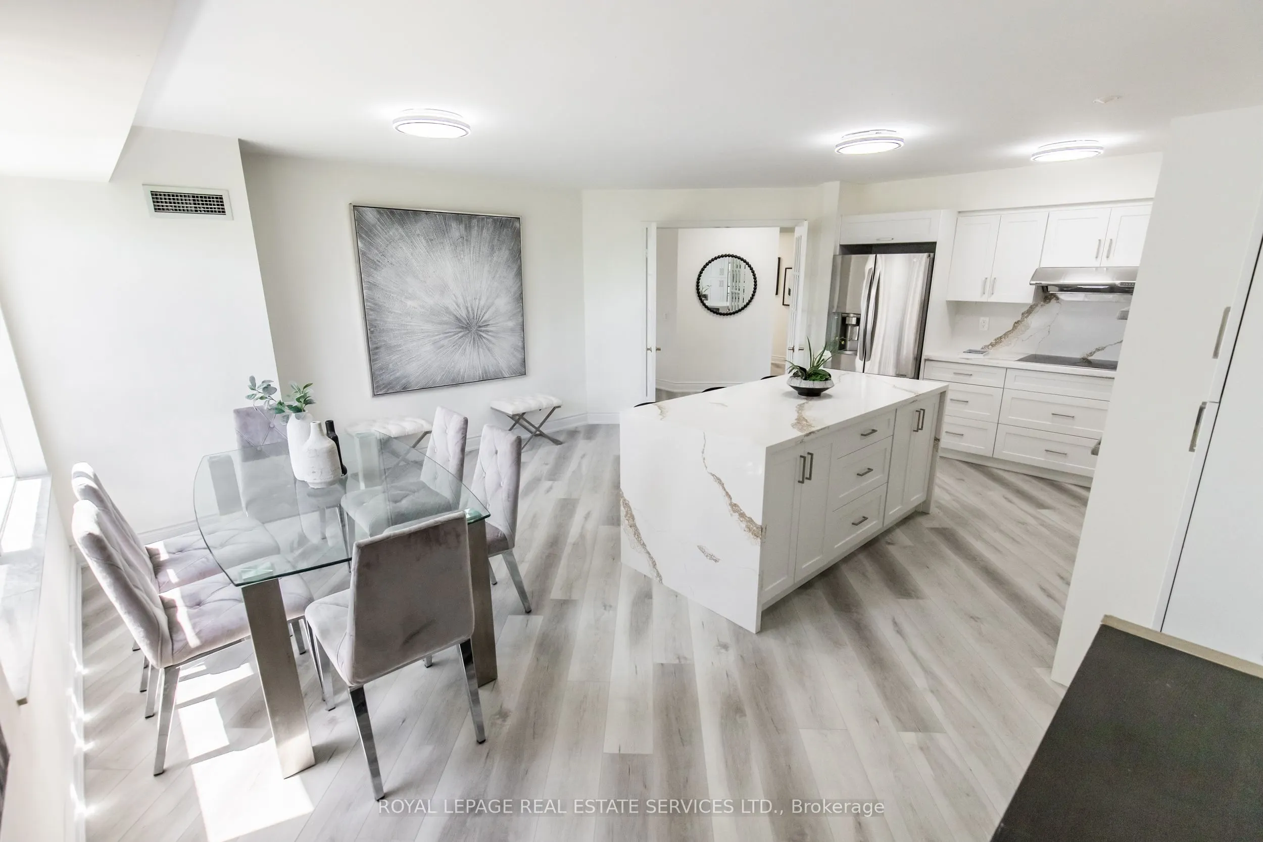 25 Kingsbridge Garden Circle, #418