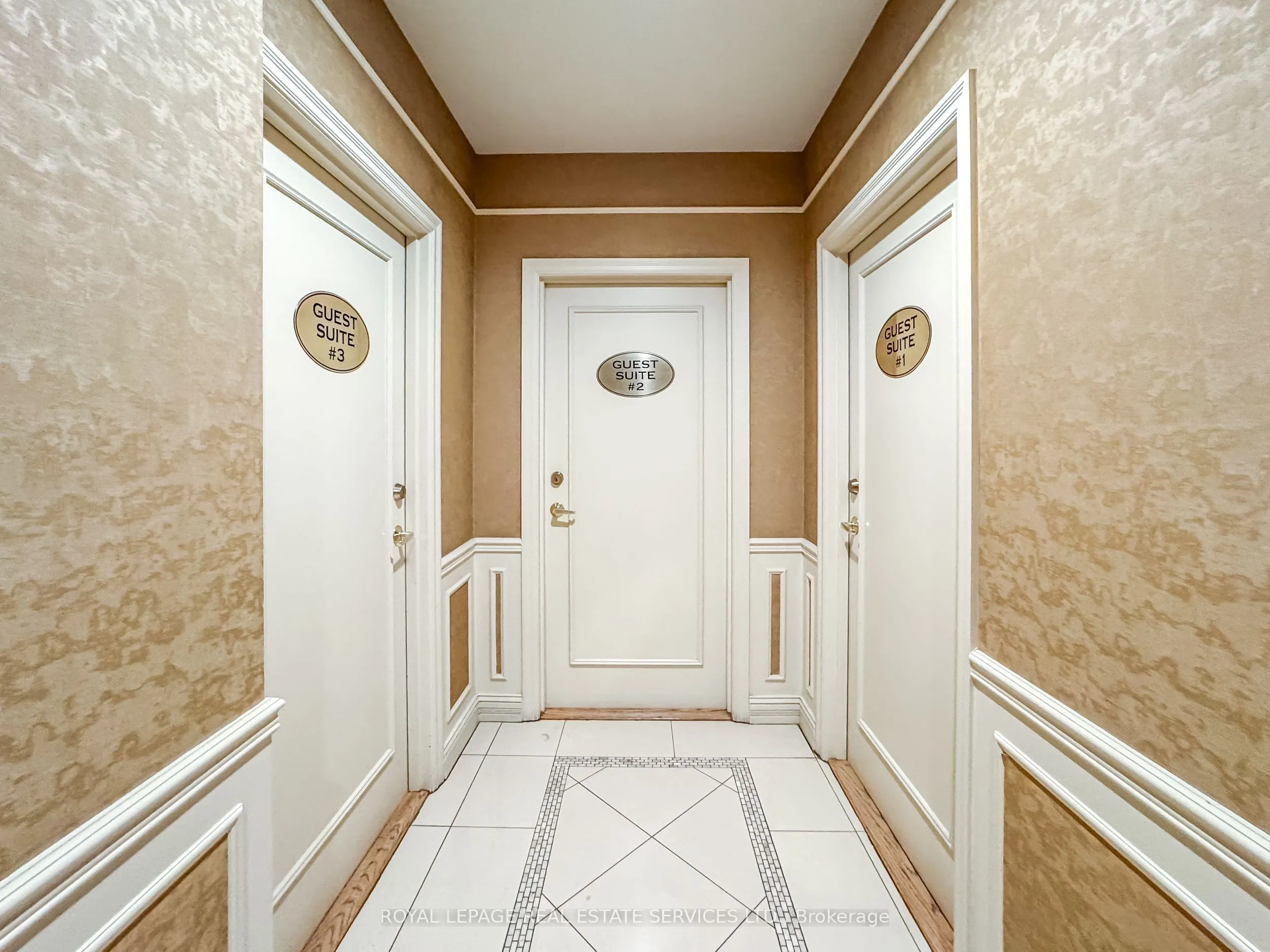 25 Kingsbridge Garden Circle, #418