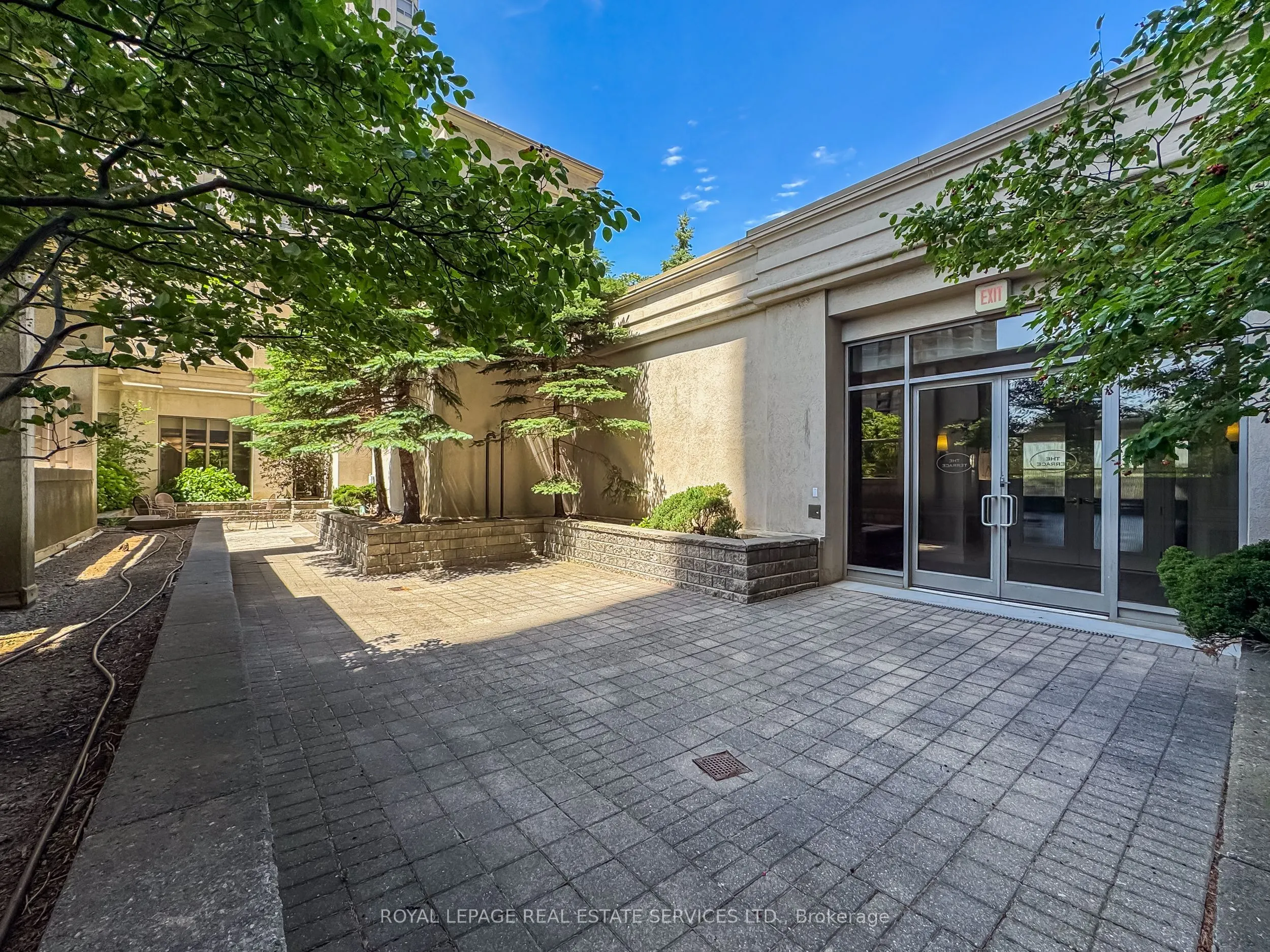 25 Kingsbridge Garden Circle, #418