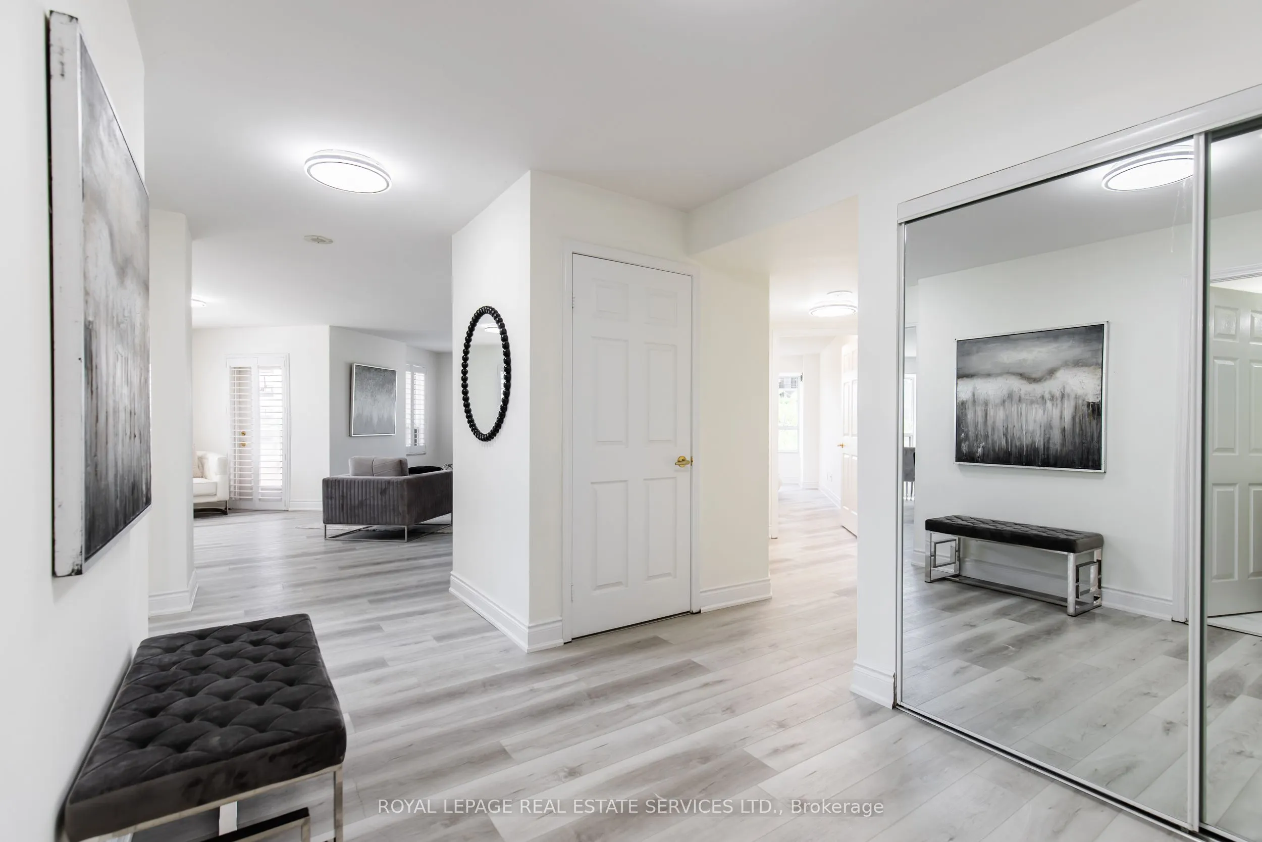 25 Kingsbridge Garden Circle, #418