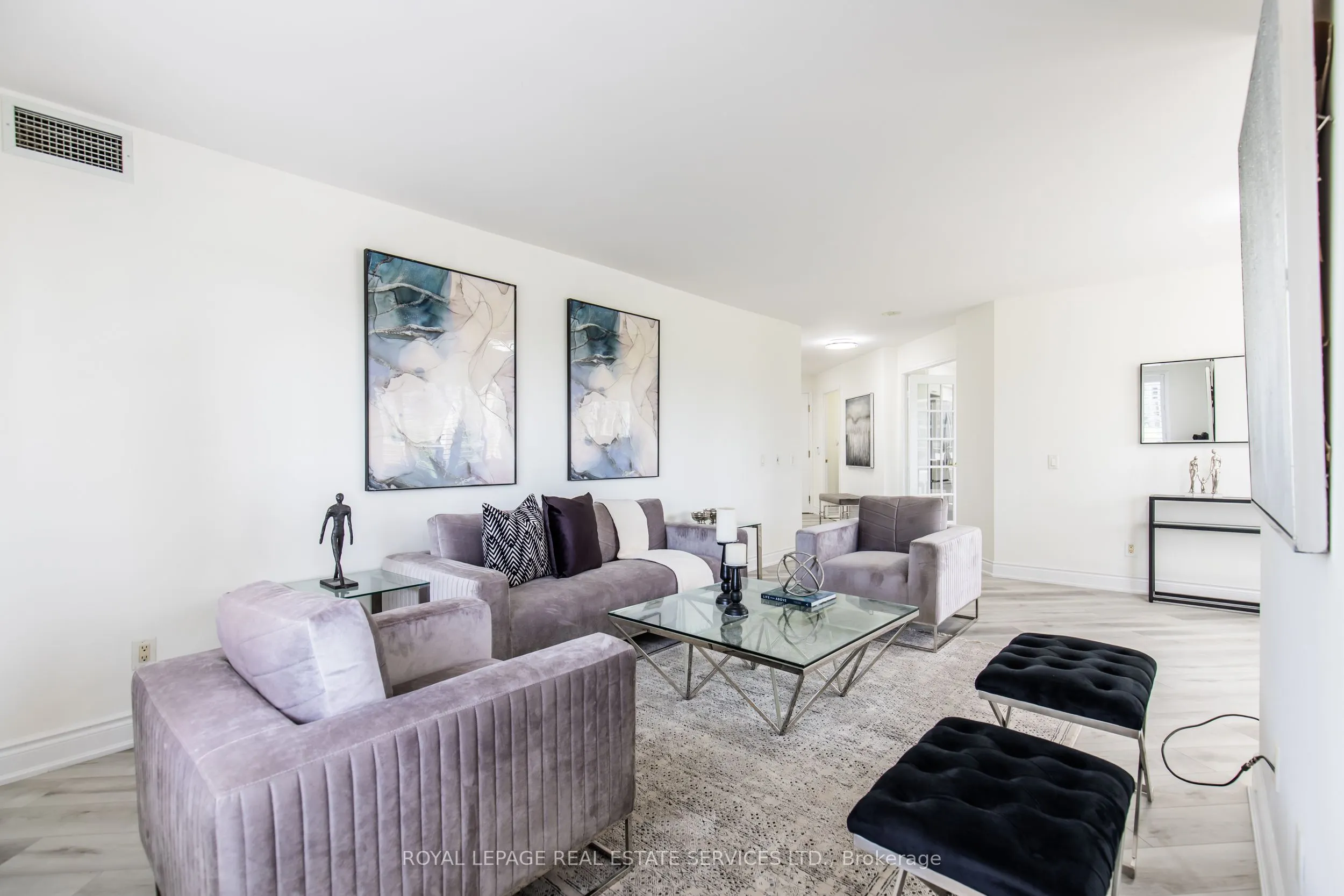 25 Kingsbridge Garden Circle, #418