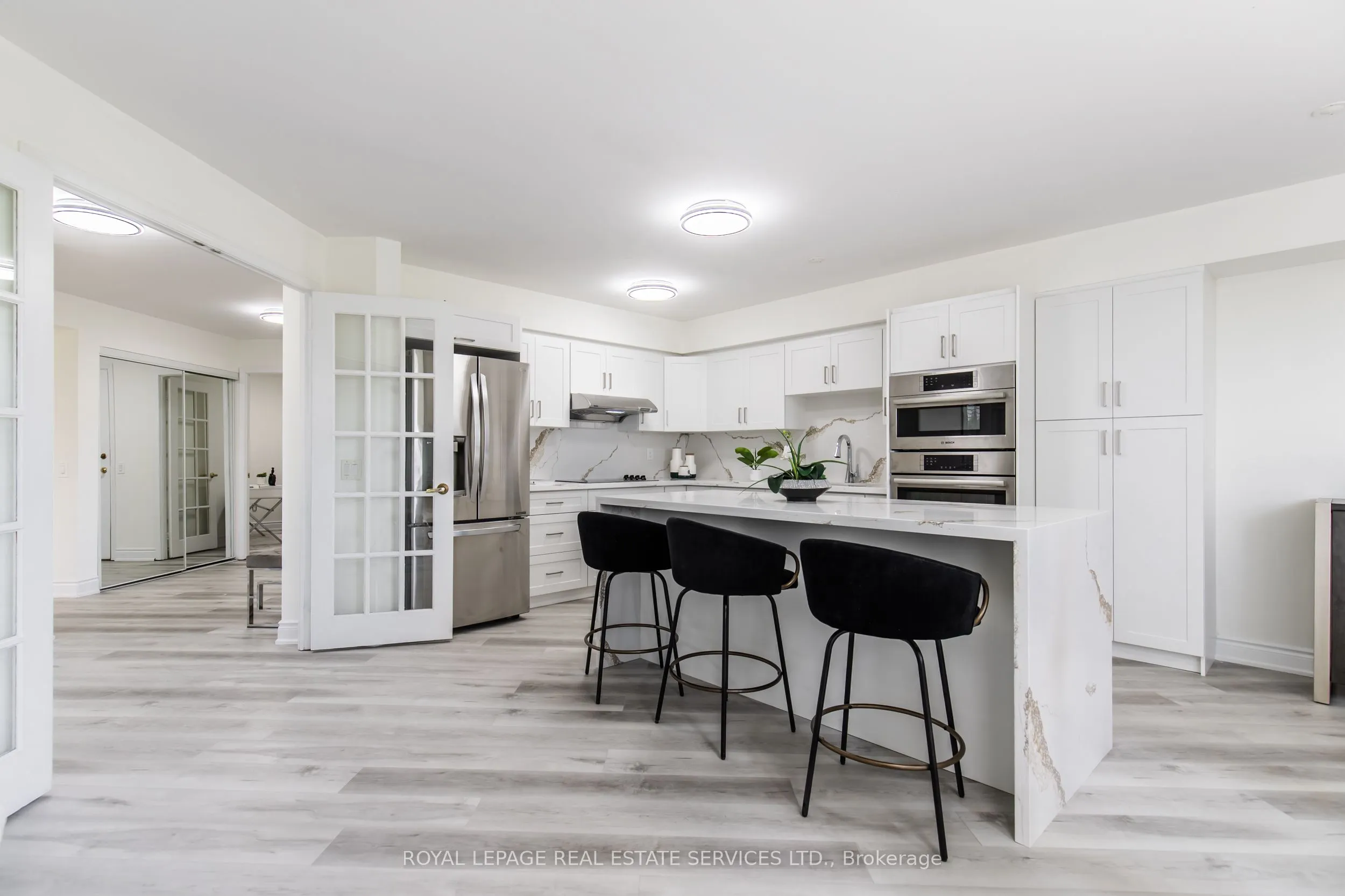 25 Kingsbridge Garden Circle, #418