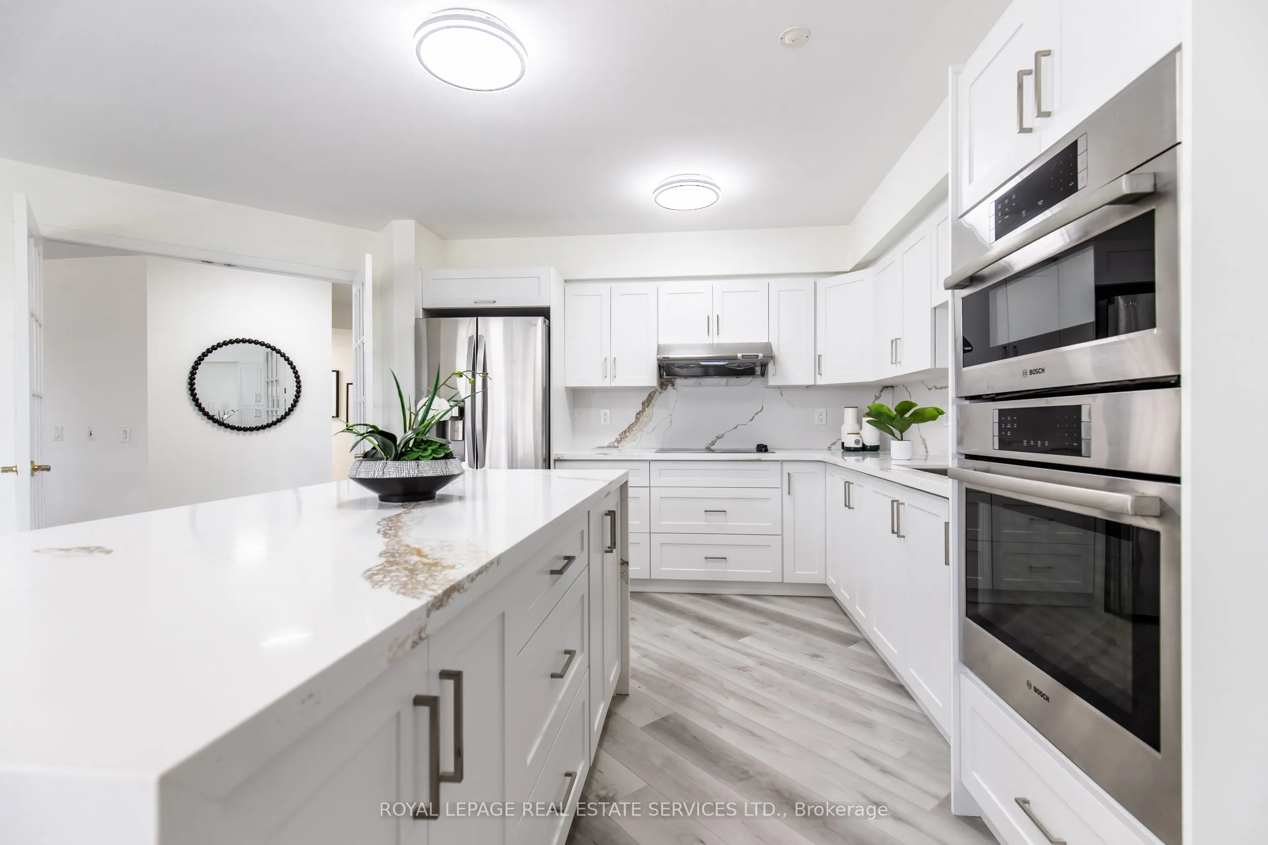 25 Kingsbridge Garden Circle, #418