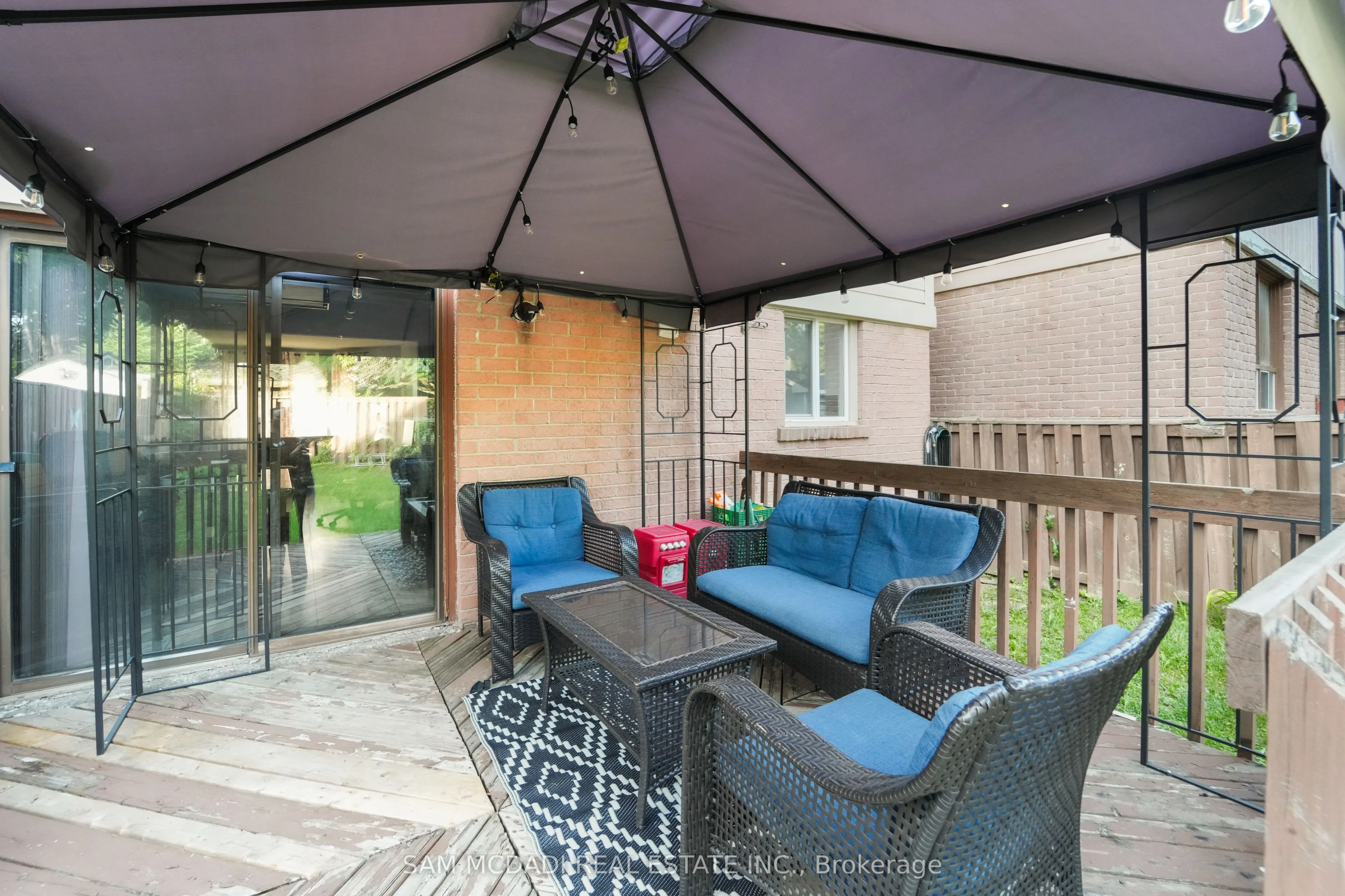 7262 Corrine Crescent