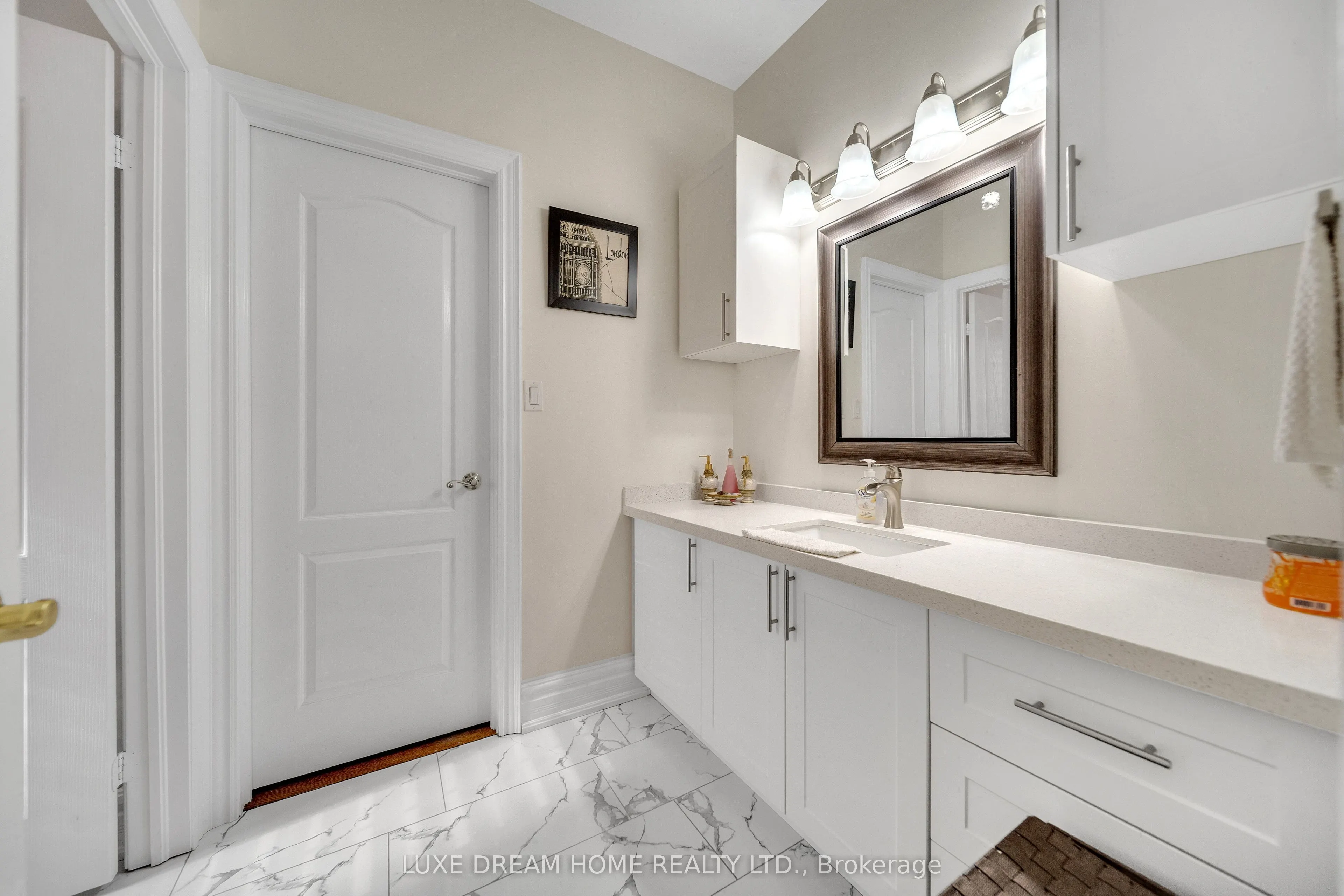 3006 Lower Base Line W