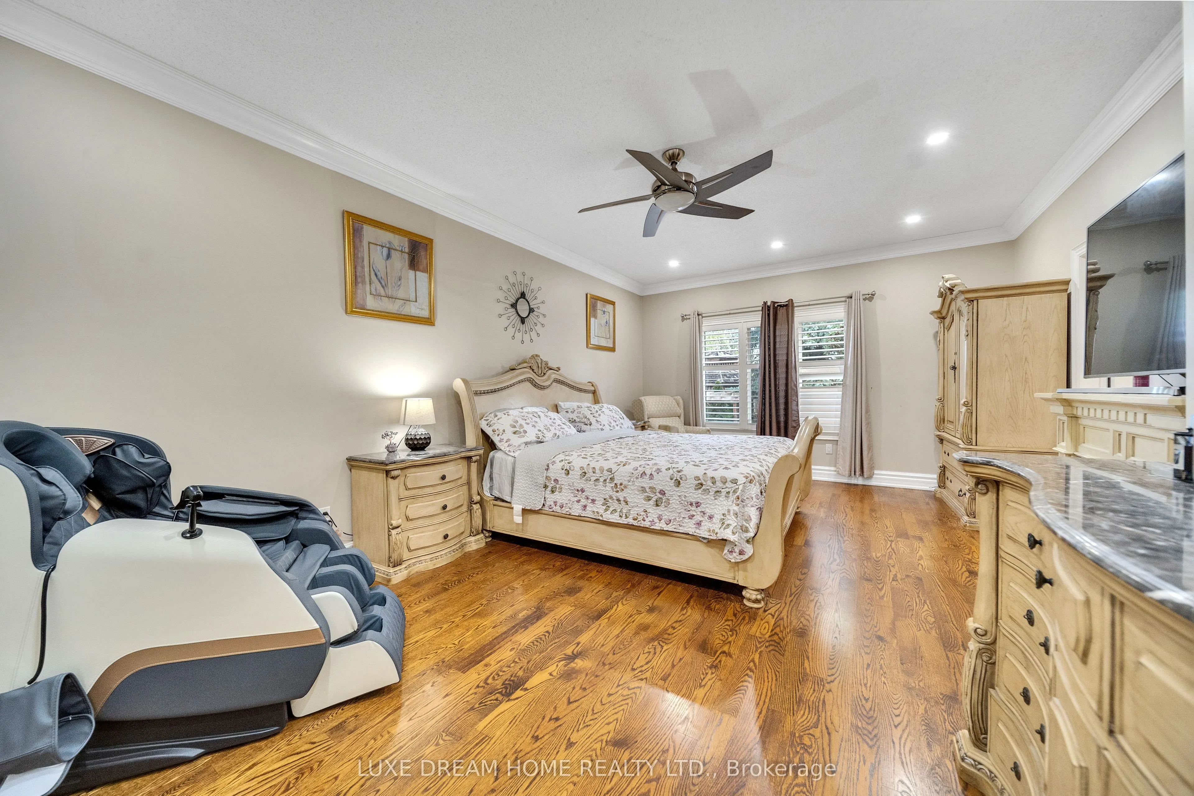 3006 Lower Base Line W