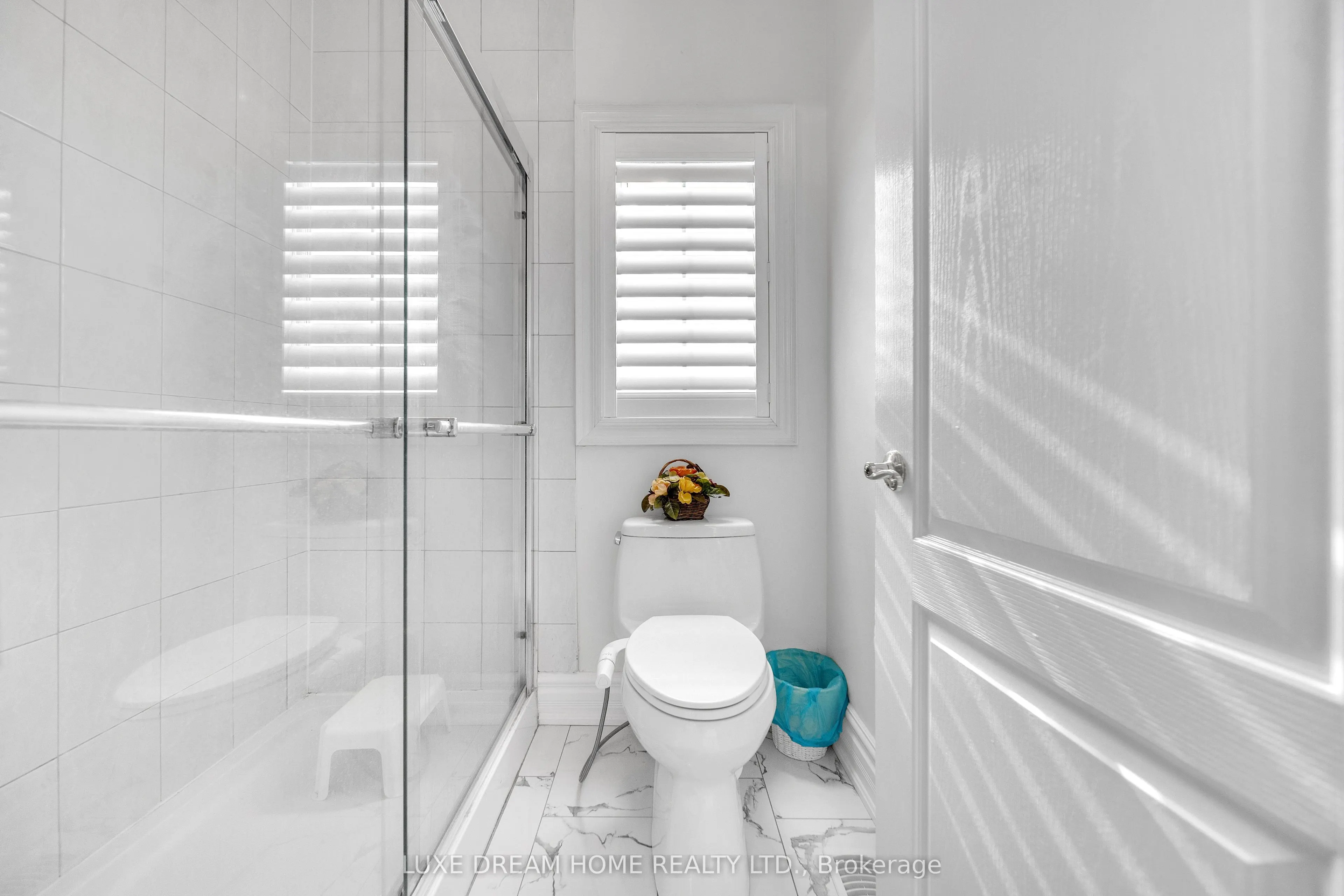 3006 Lower Base Line W