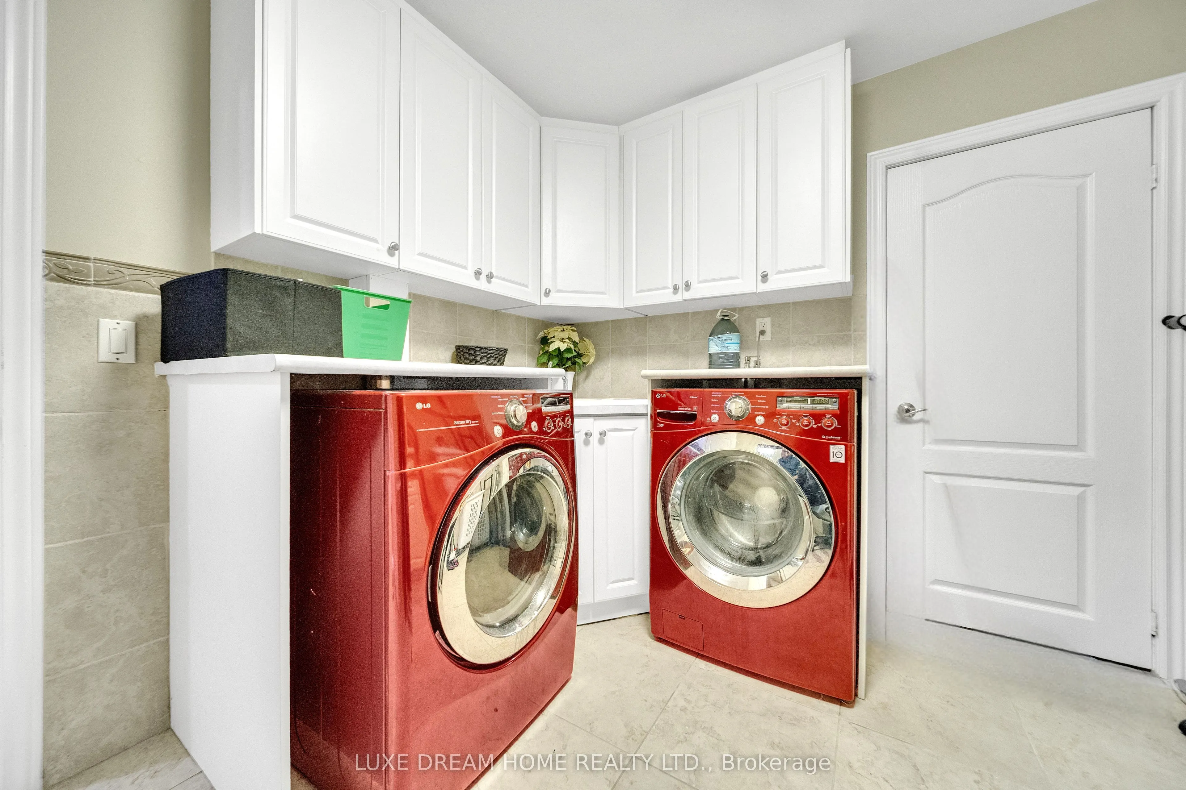 3006 Lower Base Line W