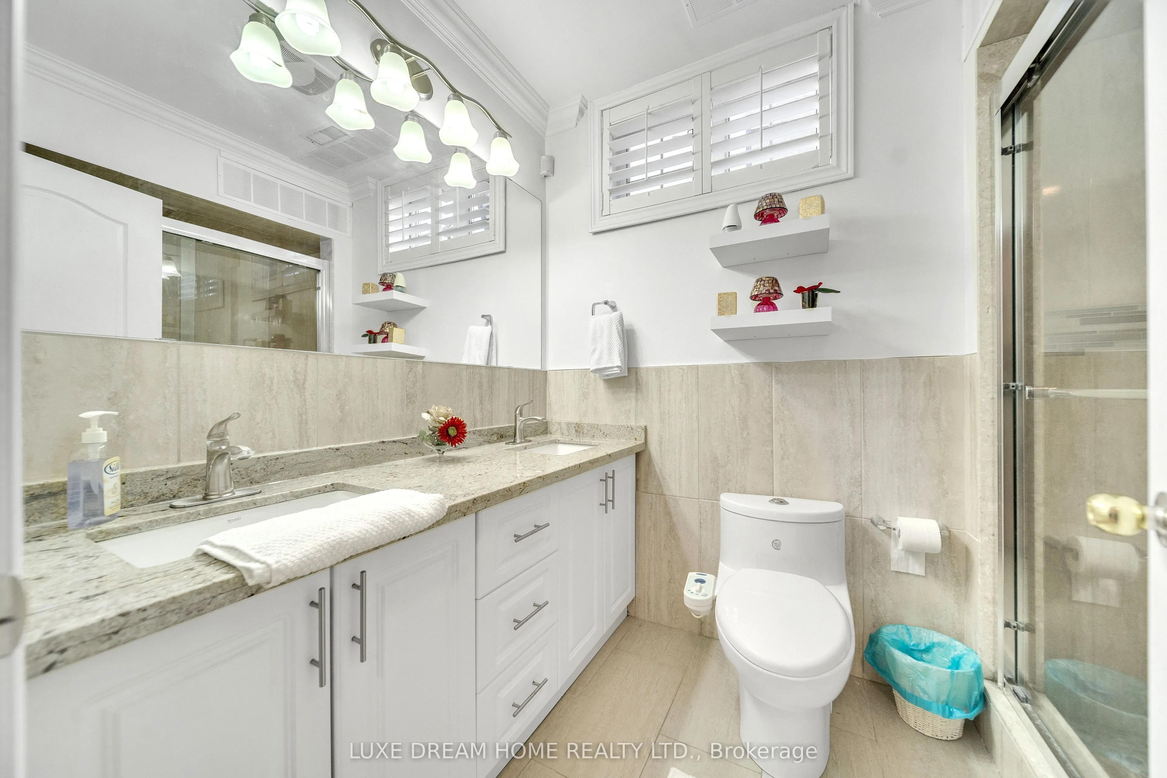 3006 Lower Base Line W