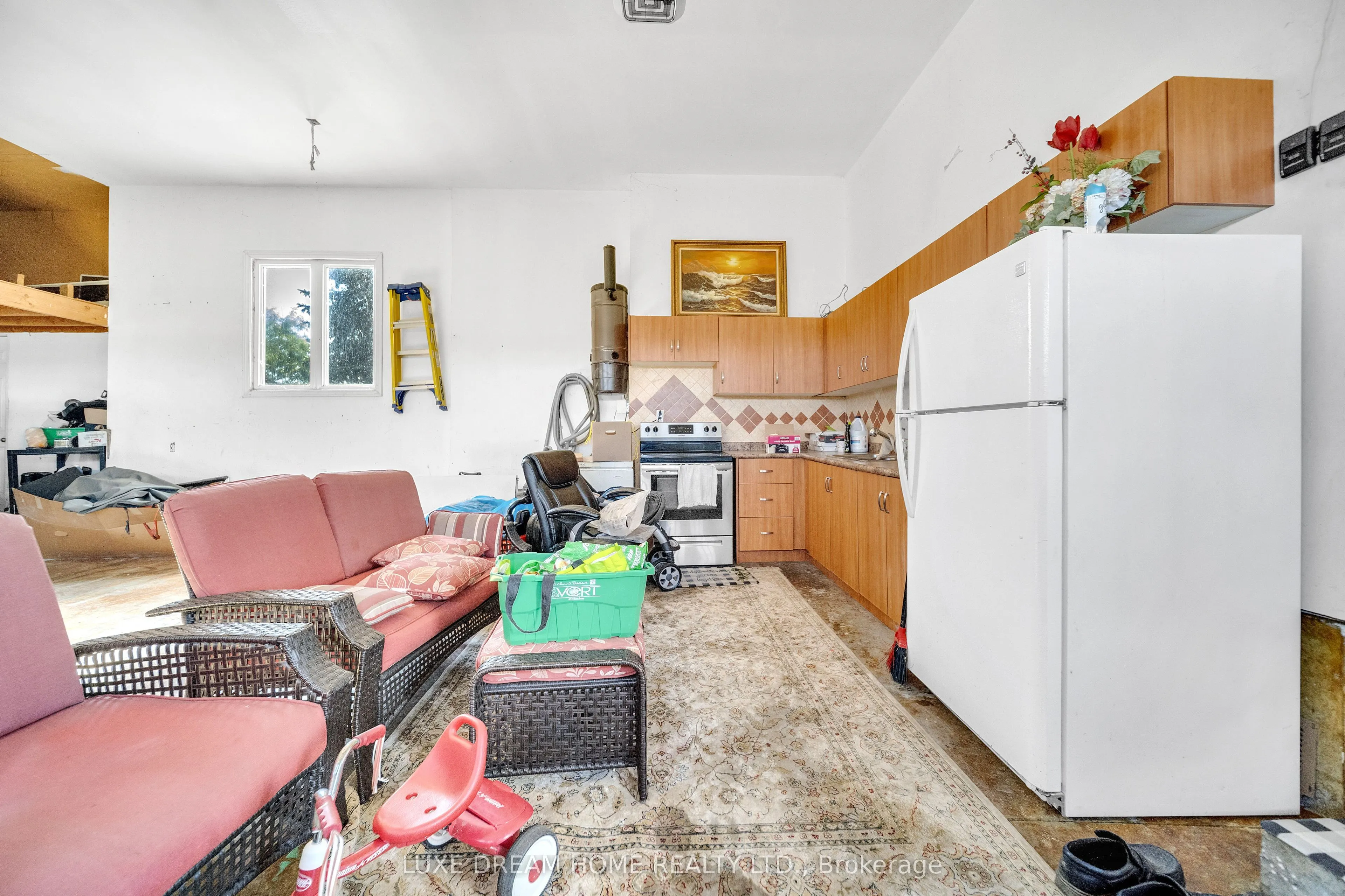 3006 Lower Base Line W